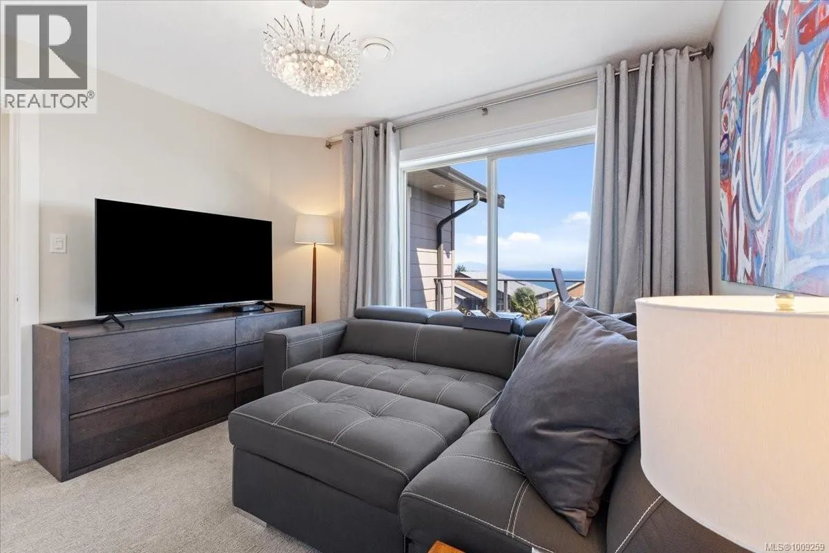 5647 Oceanview Terr