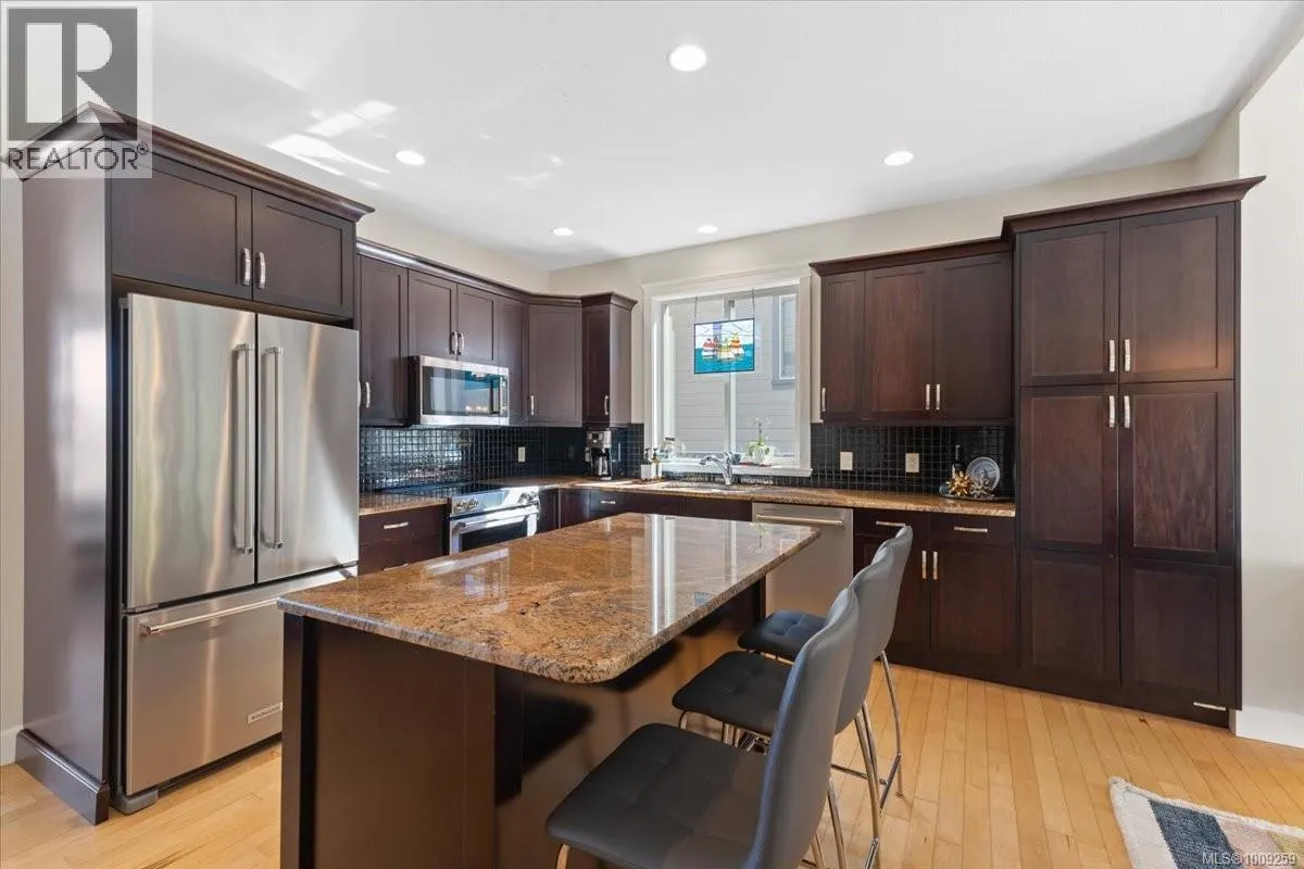 5647 Oceanview Terr