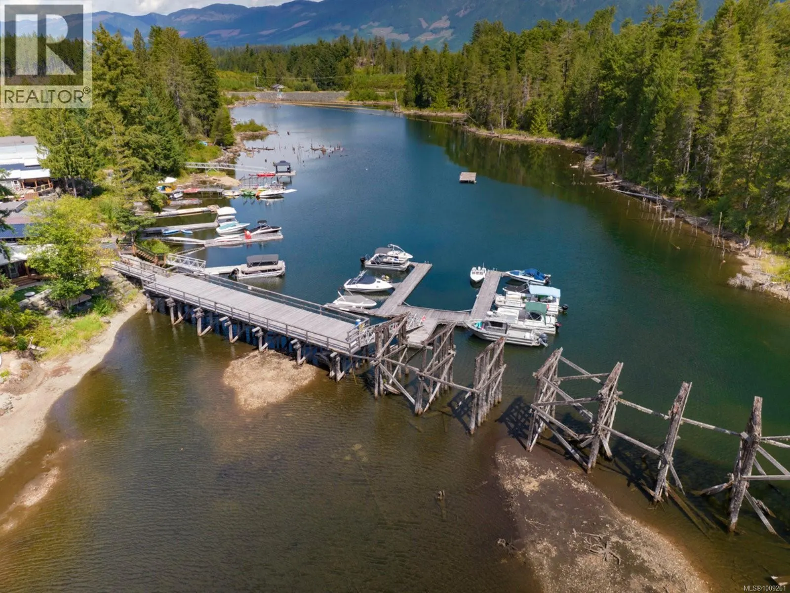 38 10750 Central Lake Rd