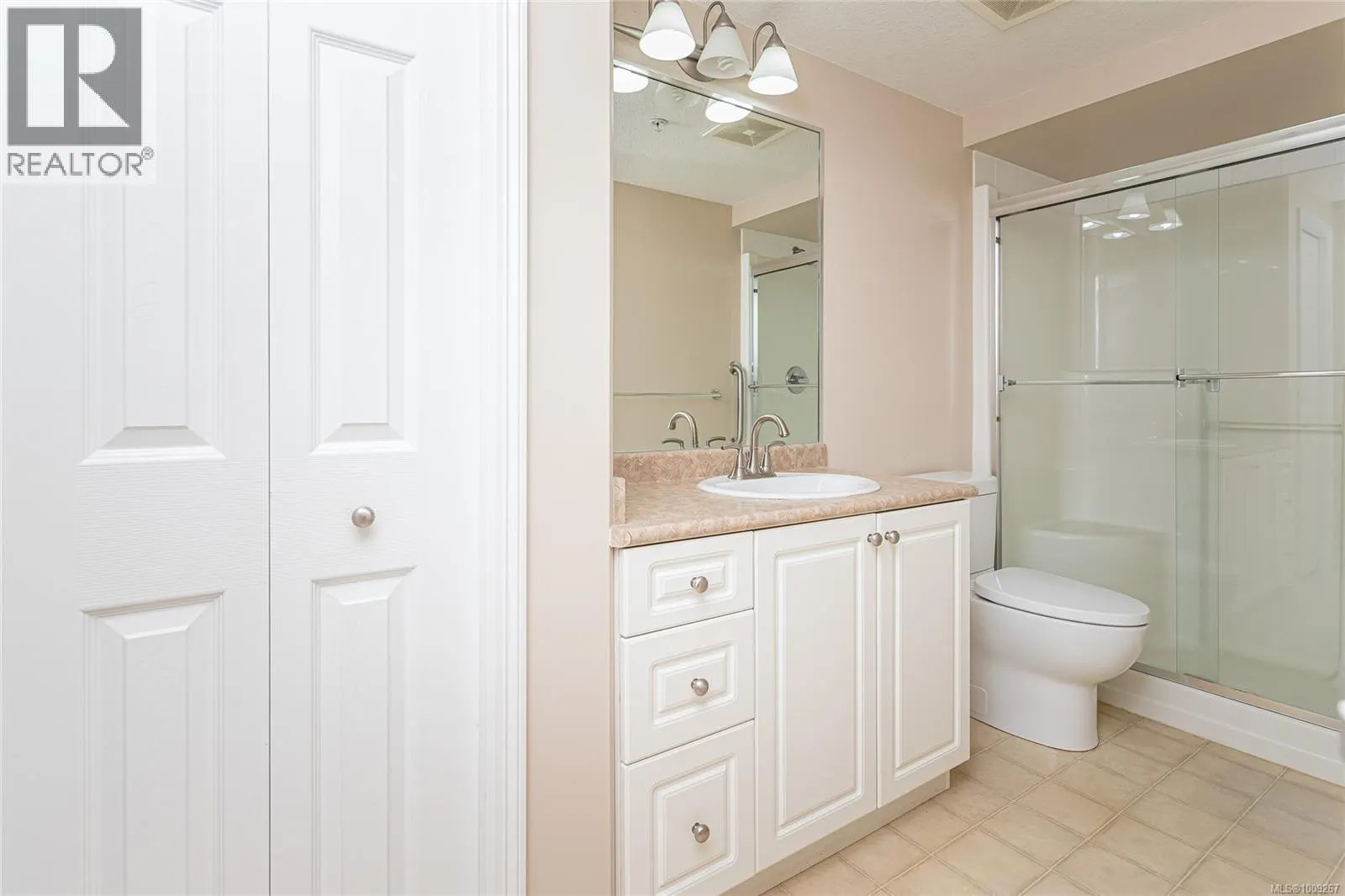 107 1633 Dufferin Cres