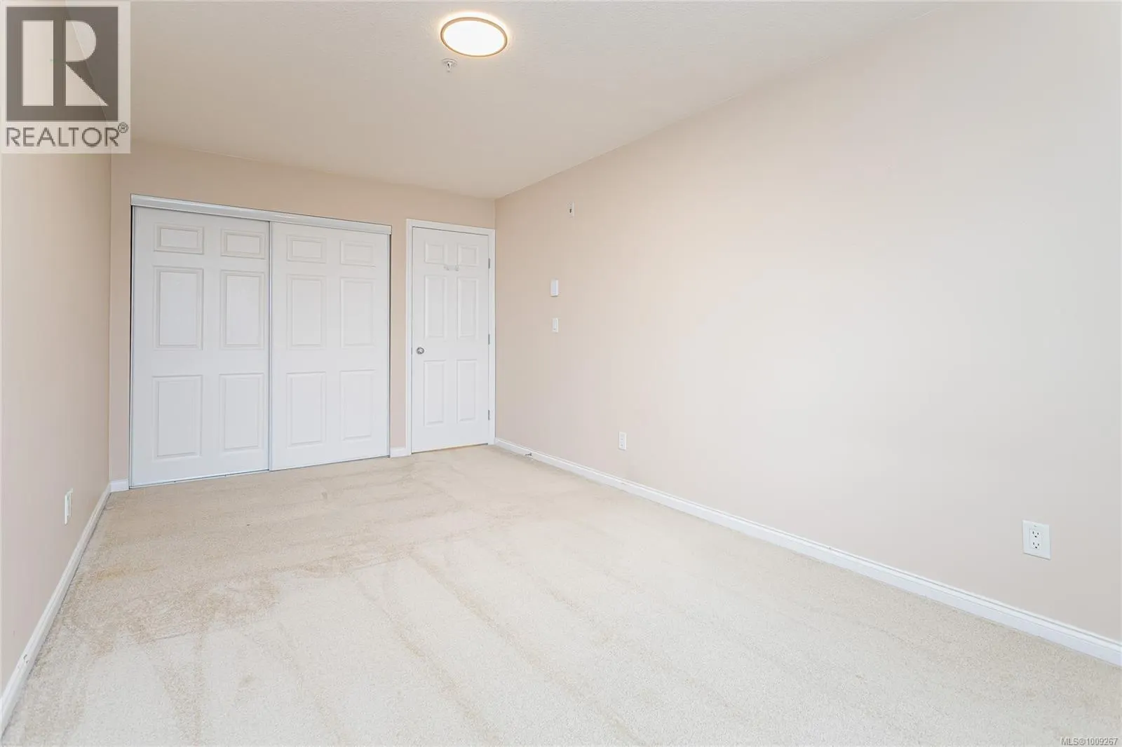 107 1633 Dufferin Cres