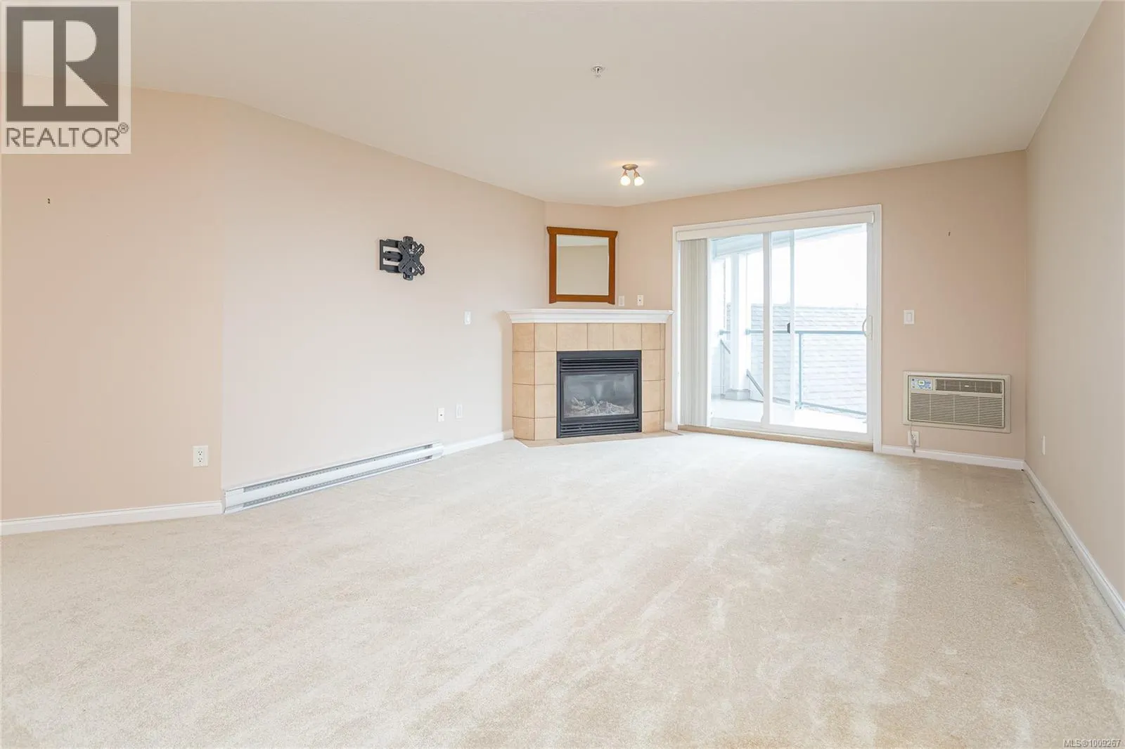 107 1633 Dufferin Cres