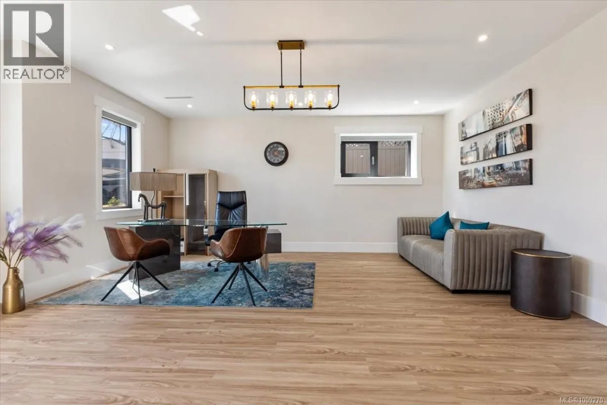 116 Sharon Pl