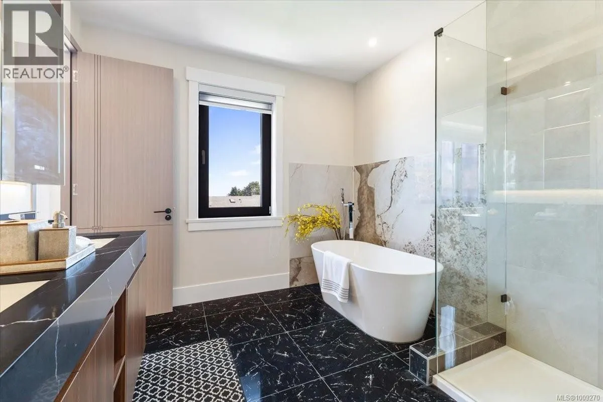 116 Sharon Pl