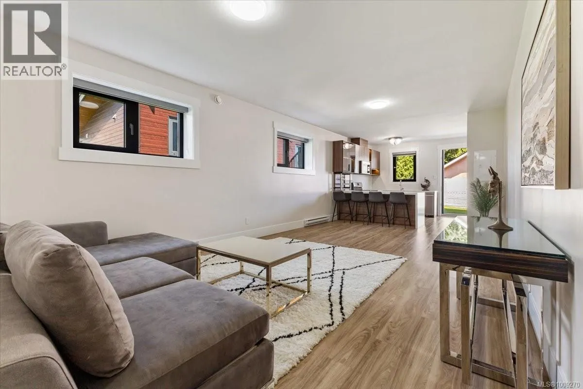 116 Sharon Pl