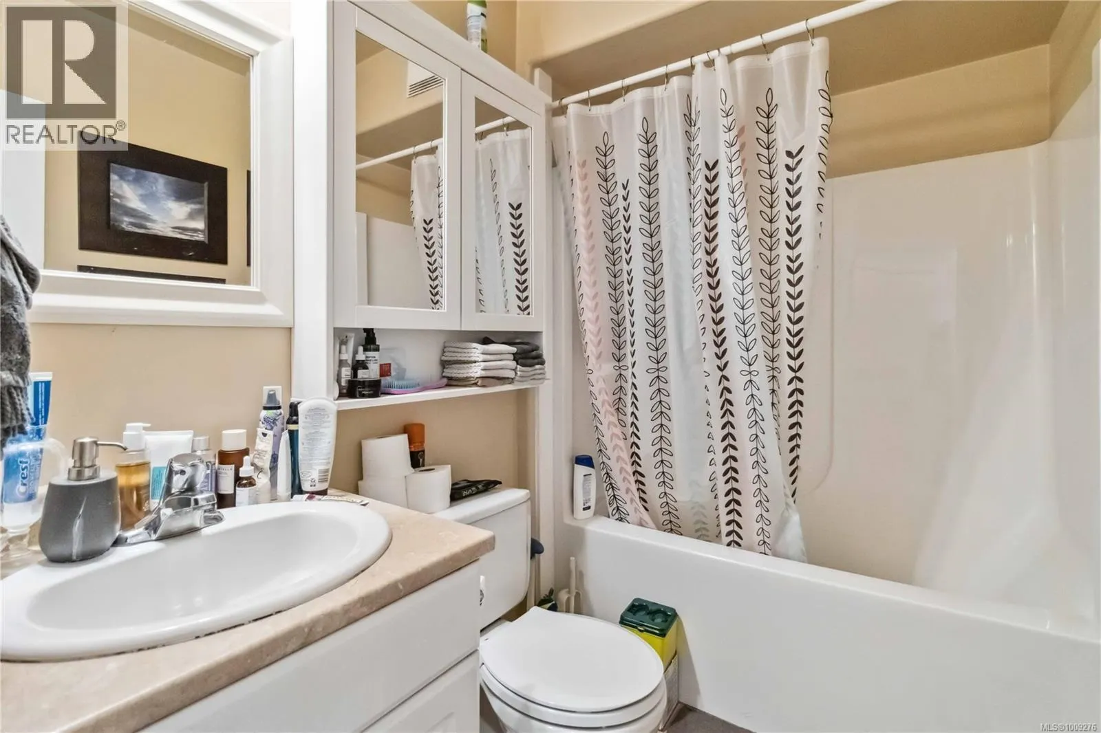 806 Old Esquimalt Rd