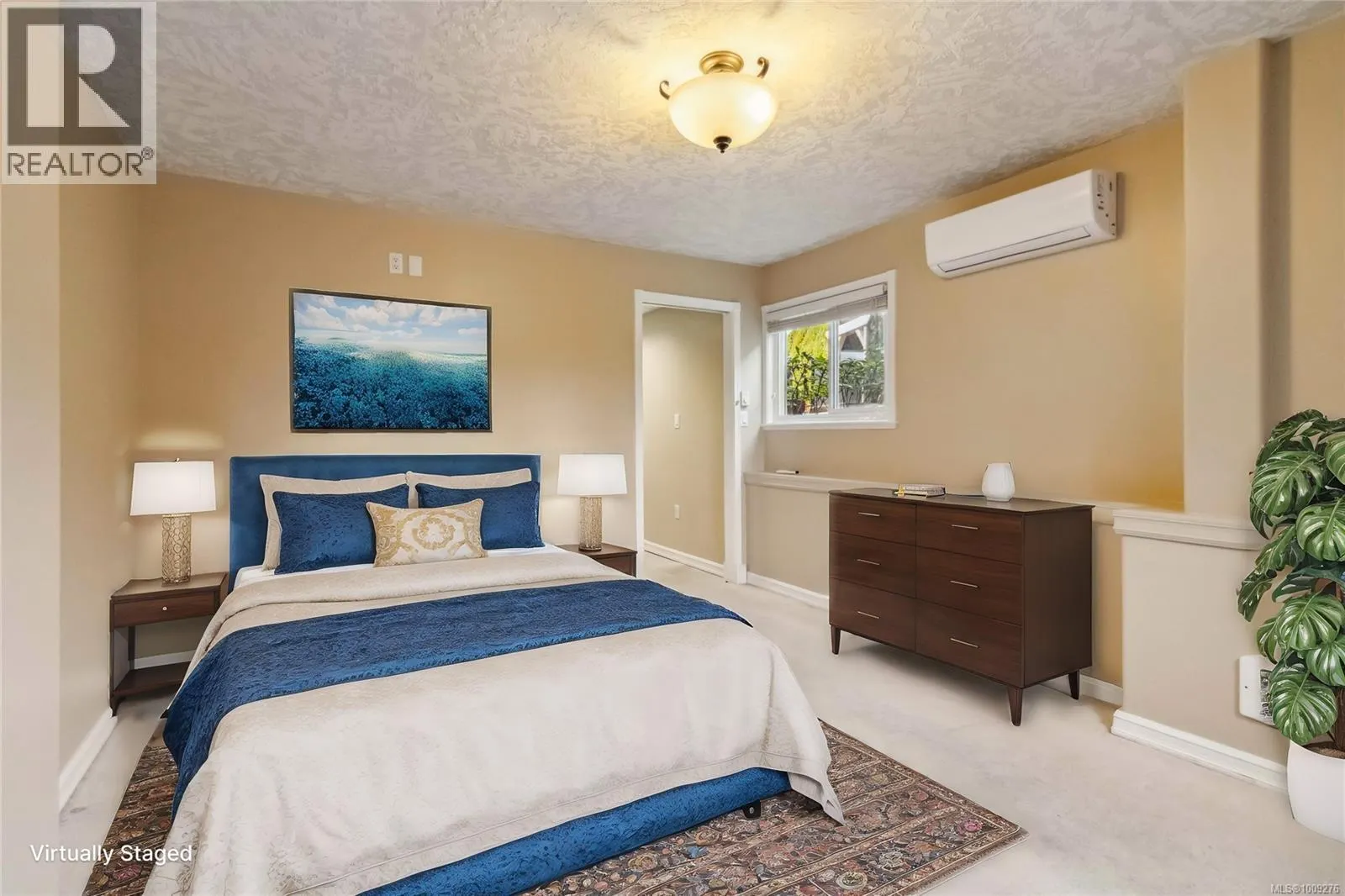 806 Old Esquimalt Rd