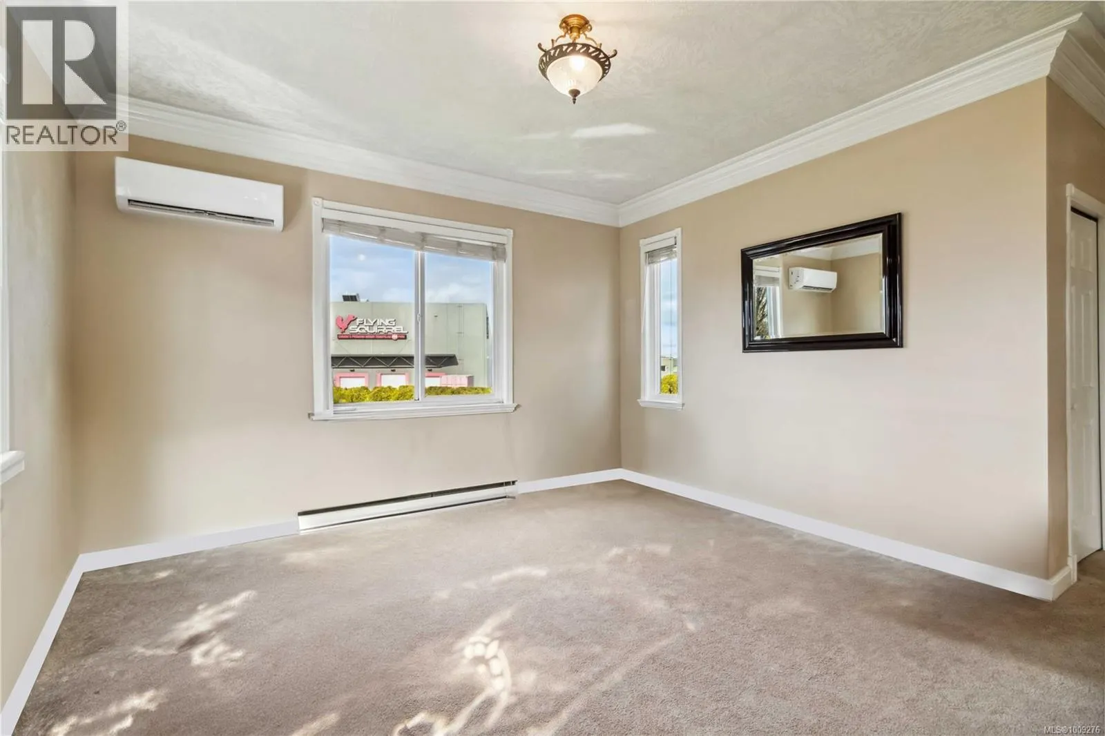 806 Old Esquimalt Rd