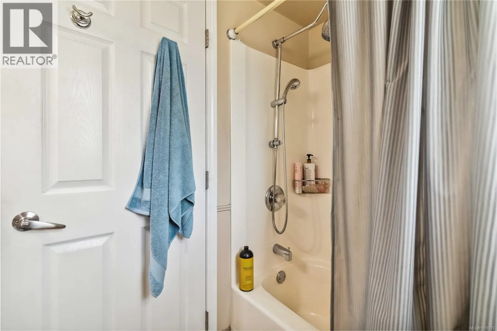 806 Old Esquimalt Rd