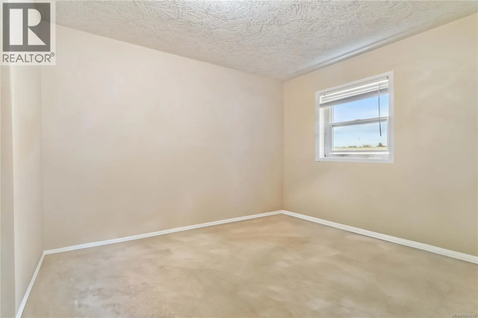 806 Old Esquimalt Rd