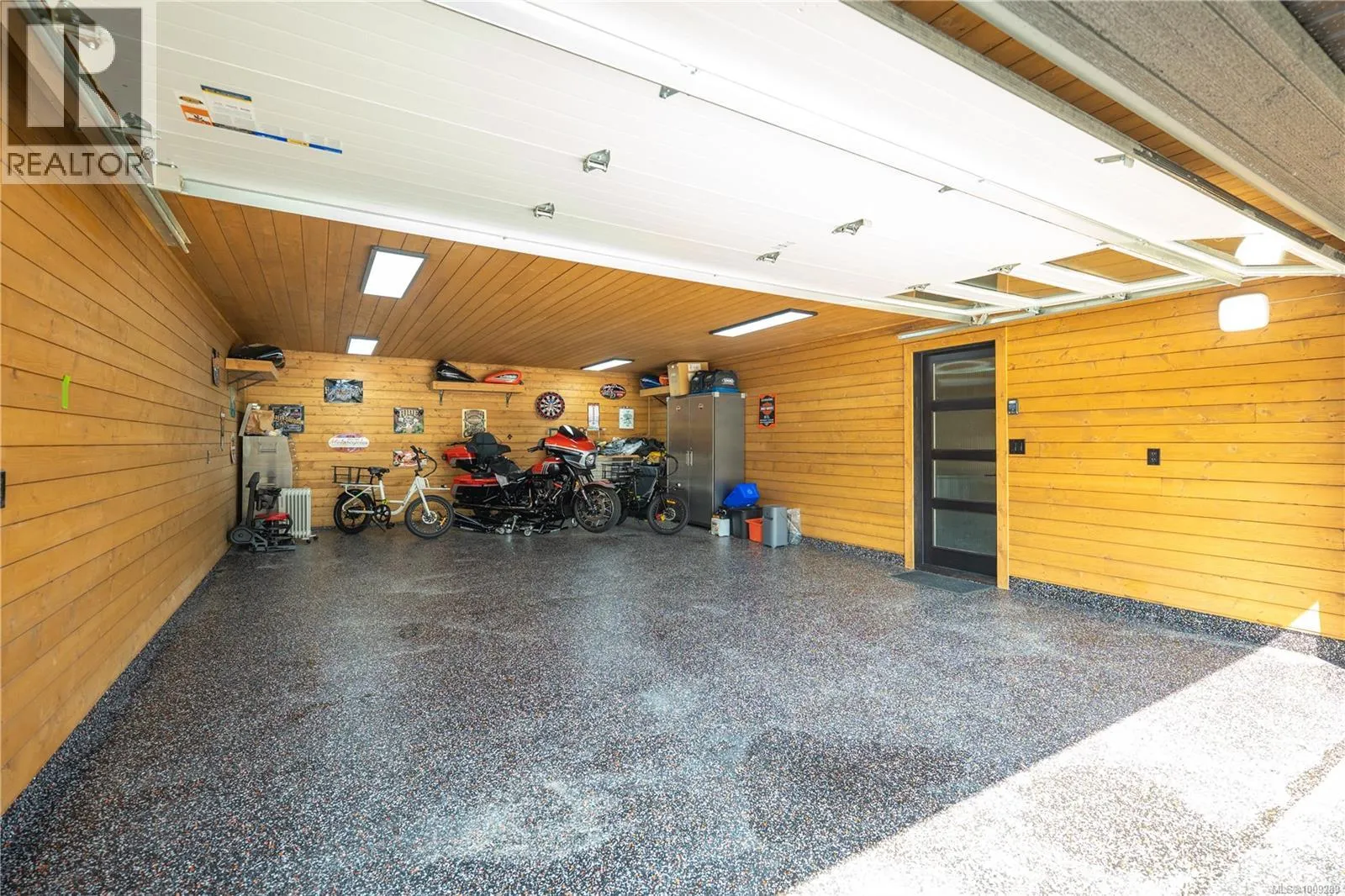 553 Marine View