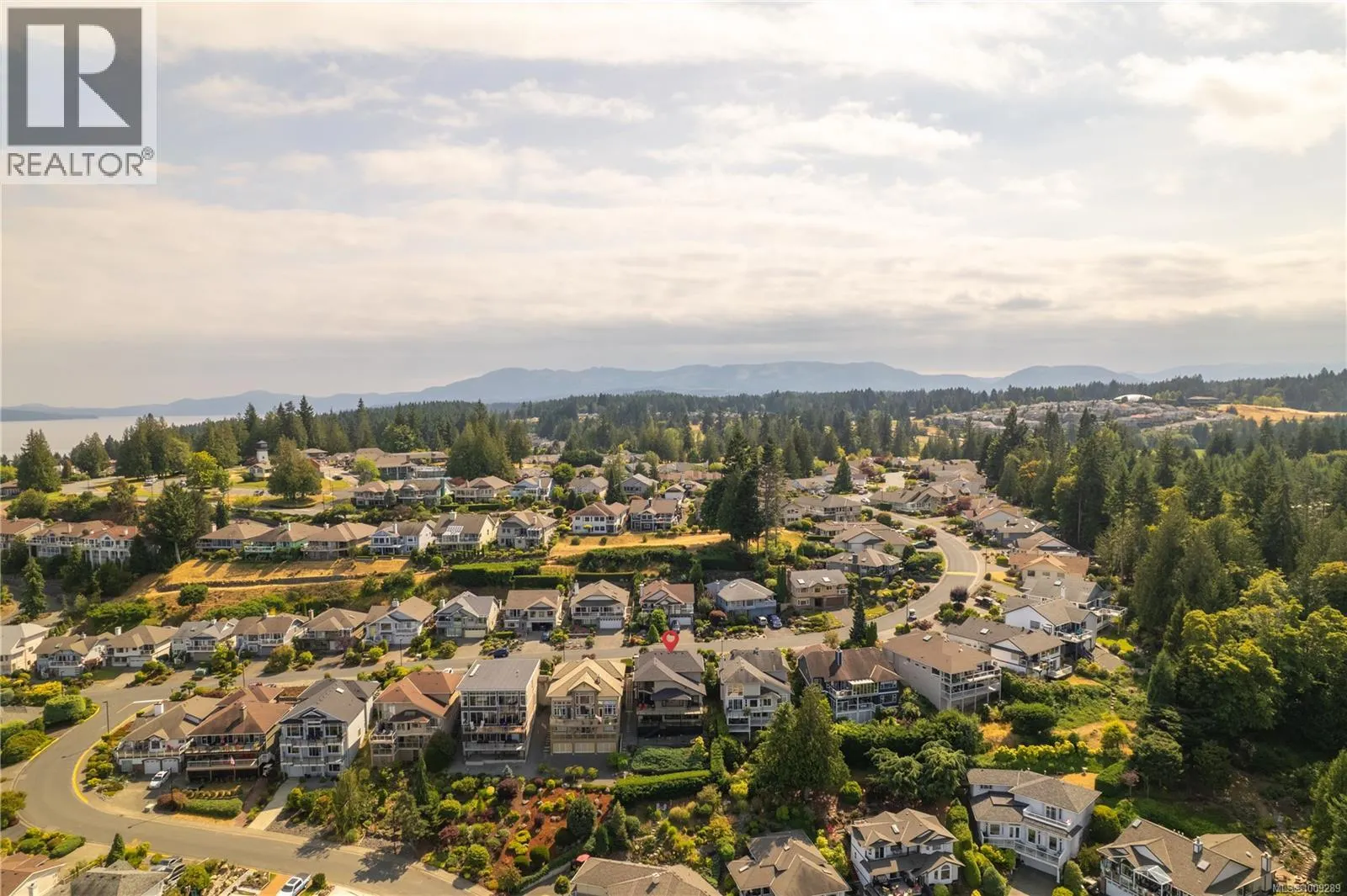 553 Marine View