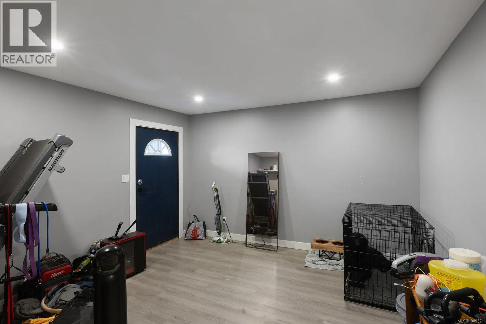 5884 Deborah Dr