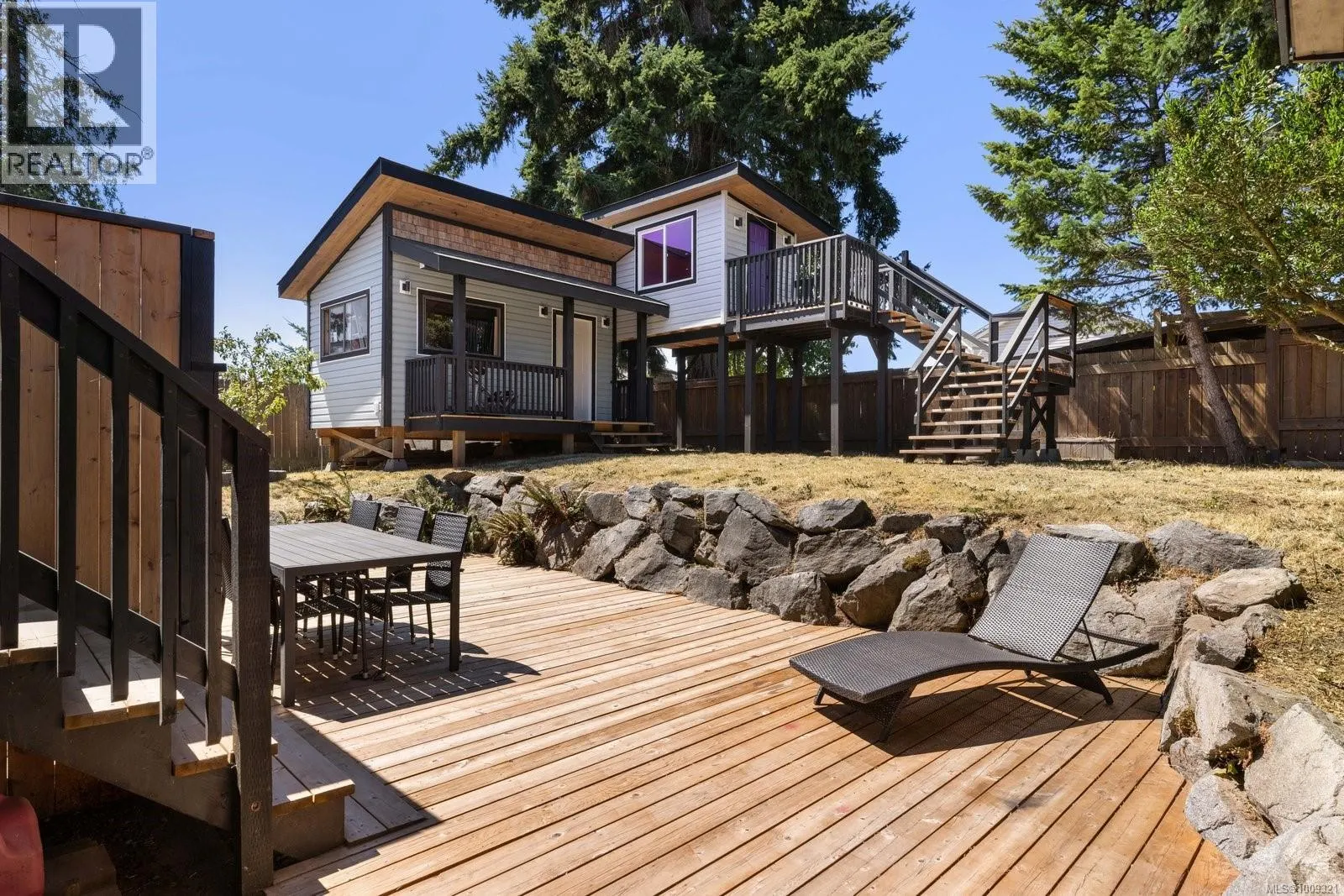 5884 Deborah Dr