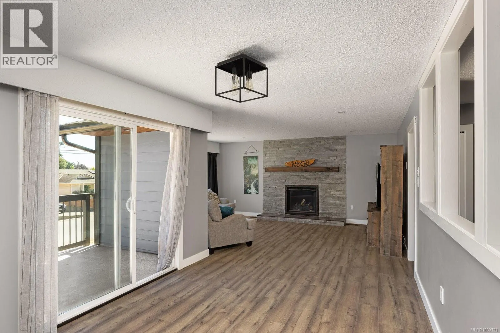 5884 Deborah Dr