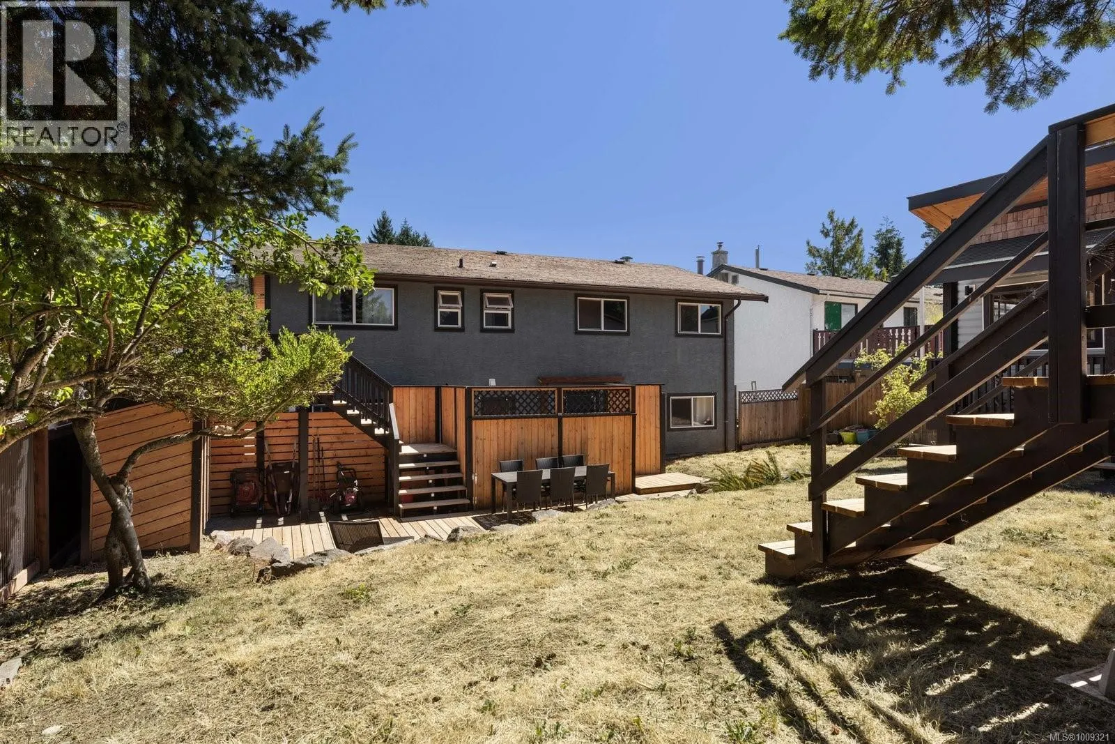 5884 Deborah Dr