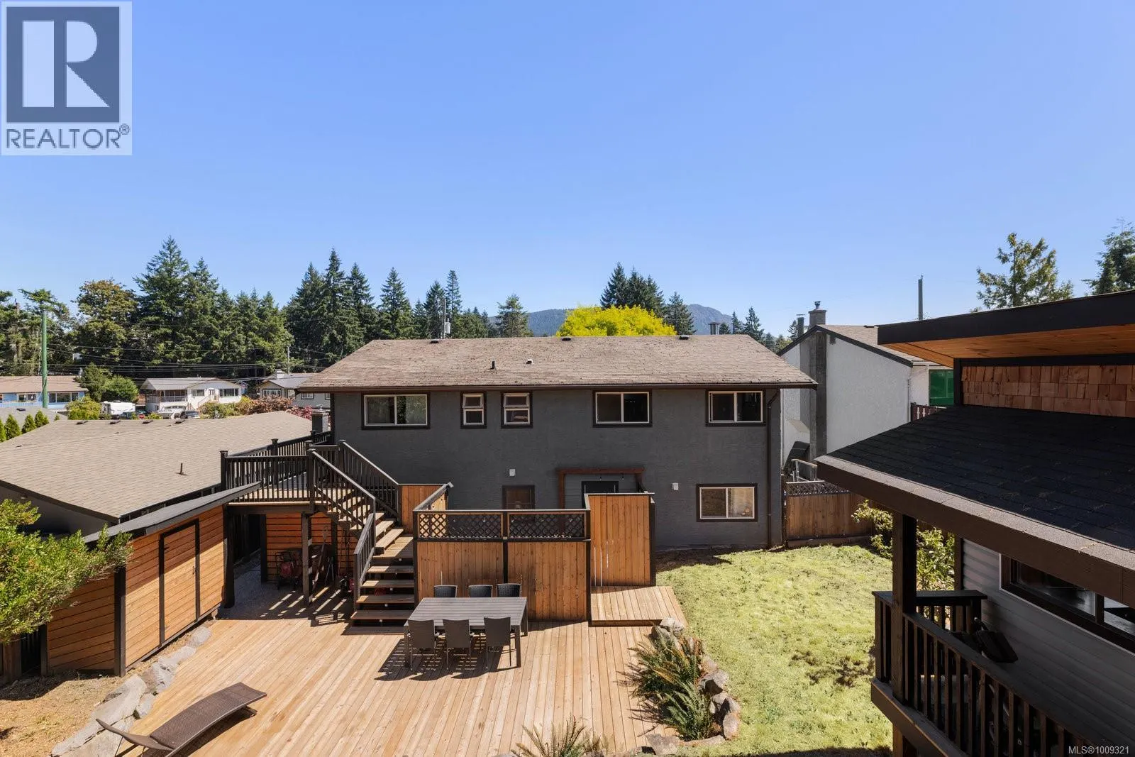 5884 Deborah Dr