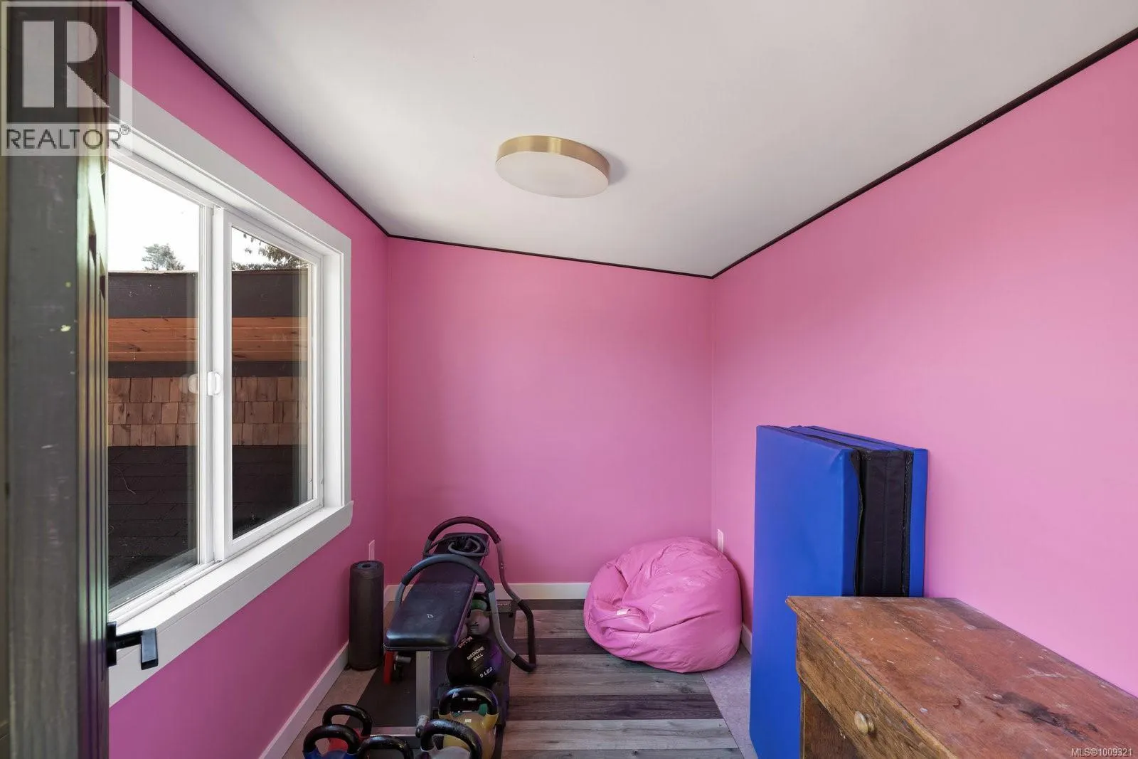 5884 Deborah Dr