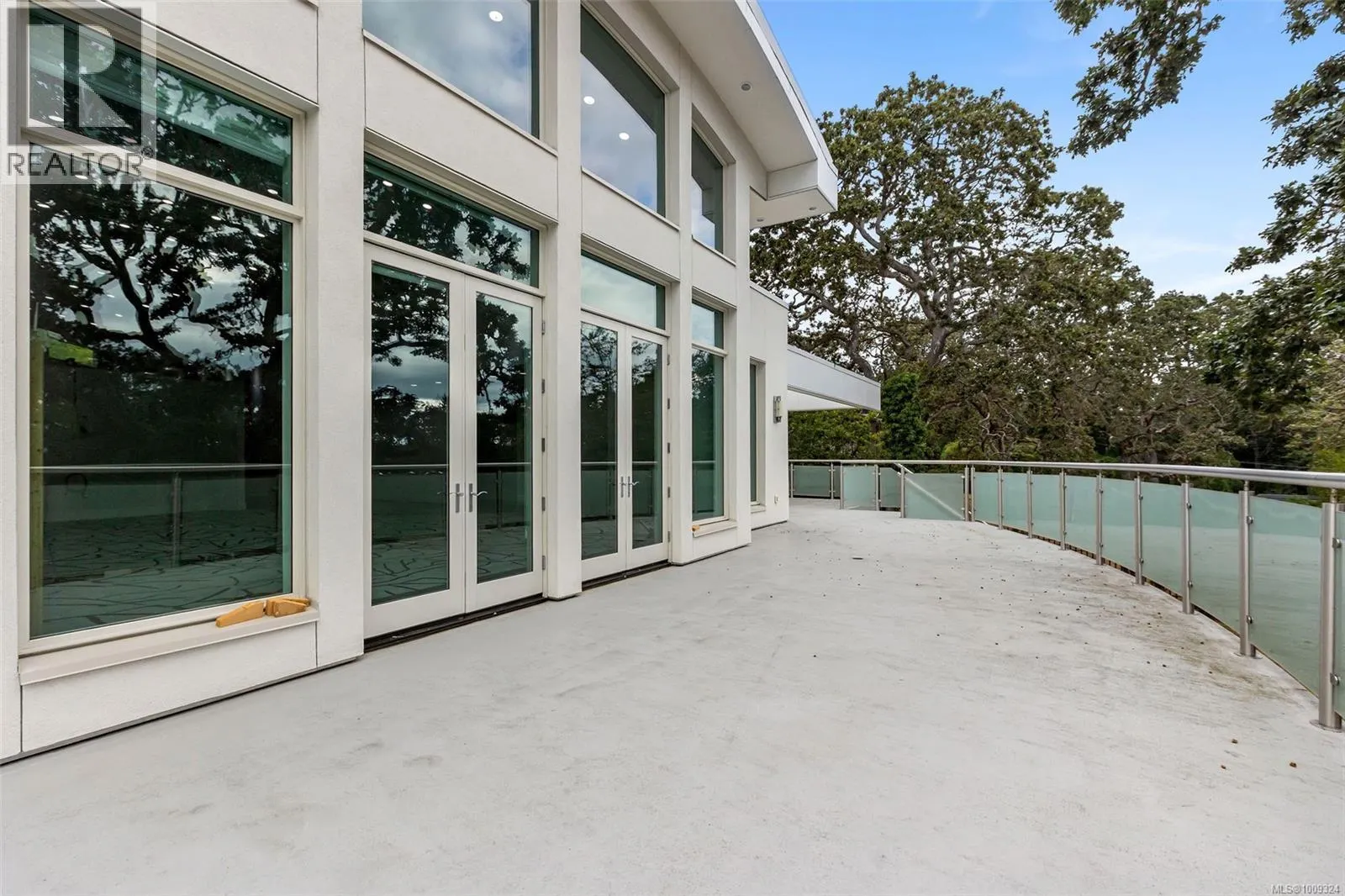 3355 Midland Rd