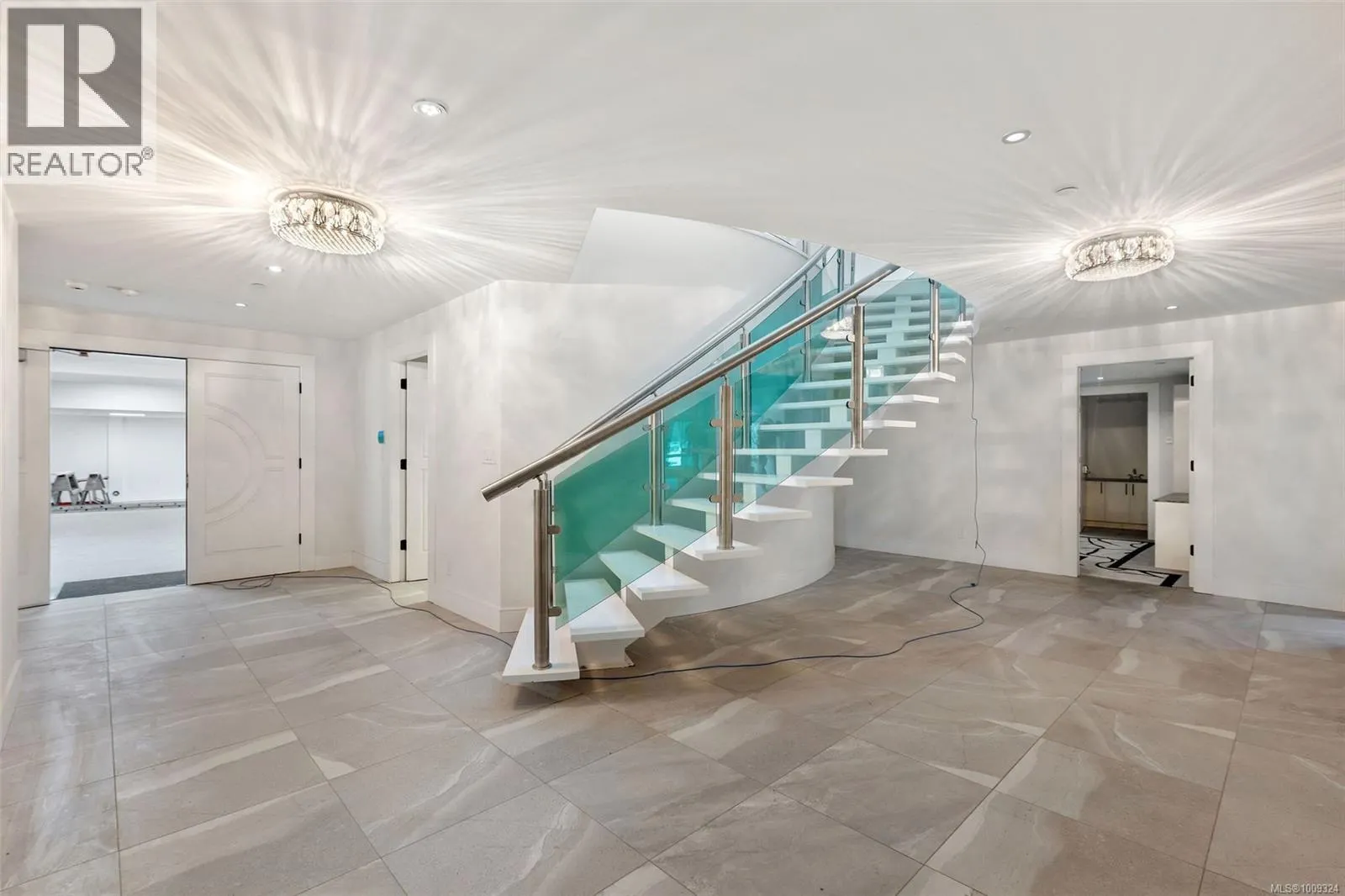 3355 Midland Rd