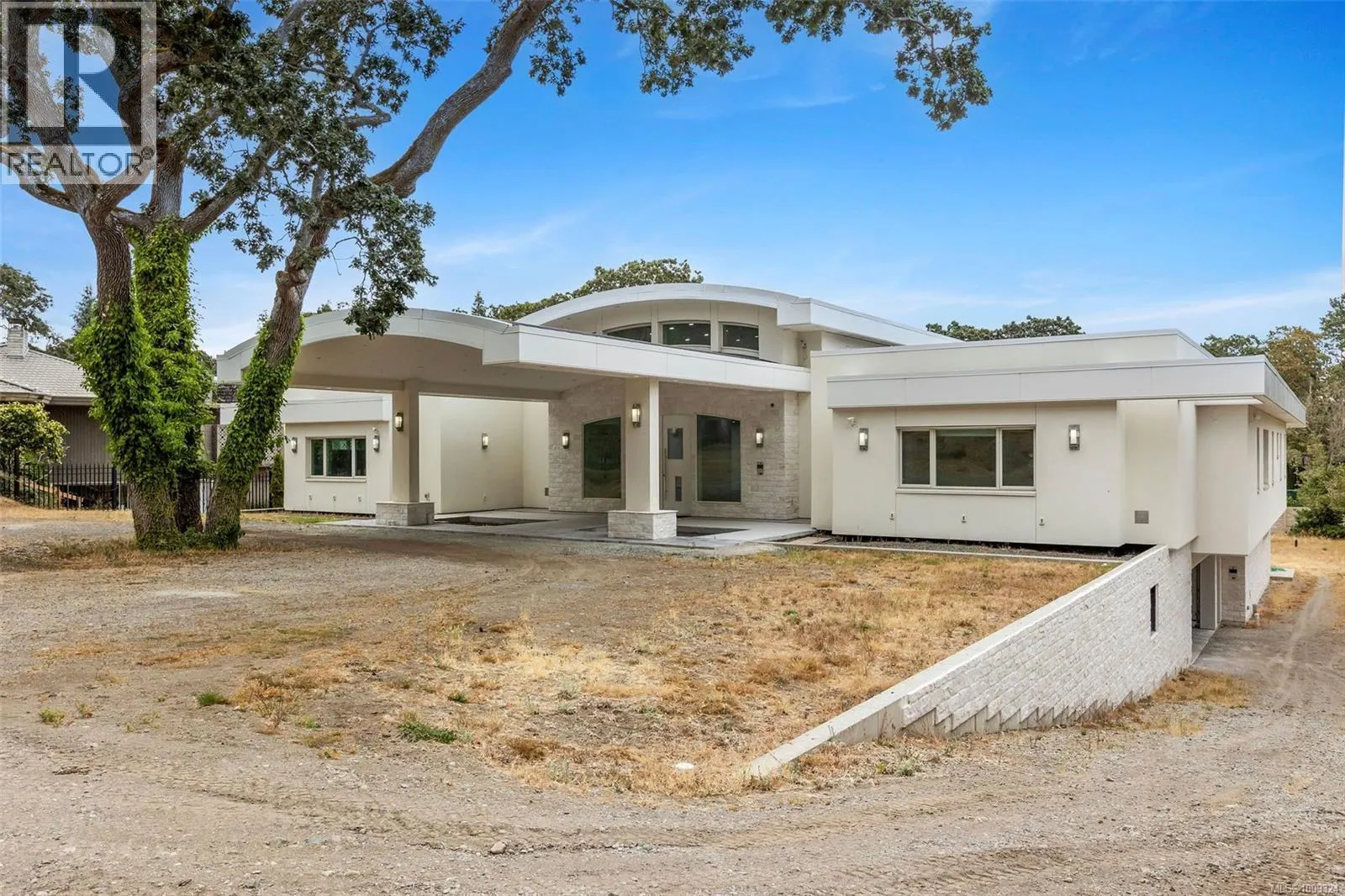 3355 Midland Rd