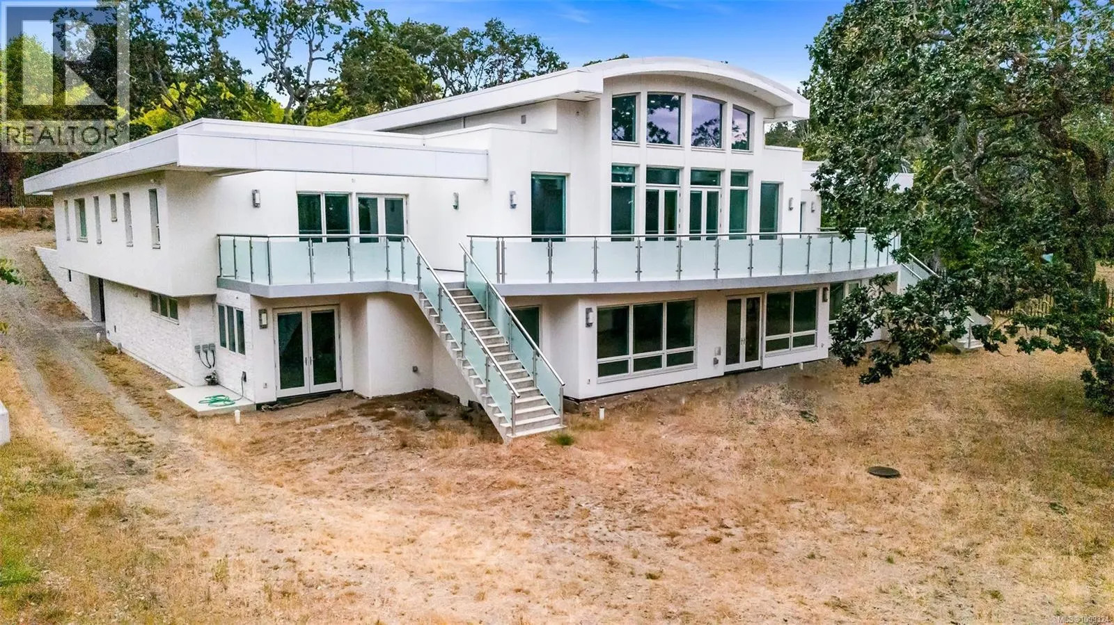 3355 Midland Rd