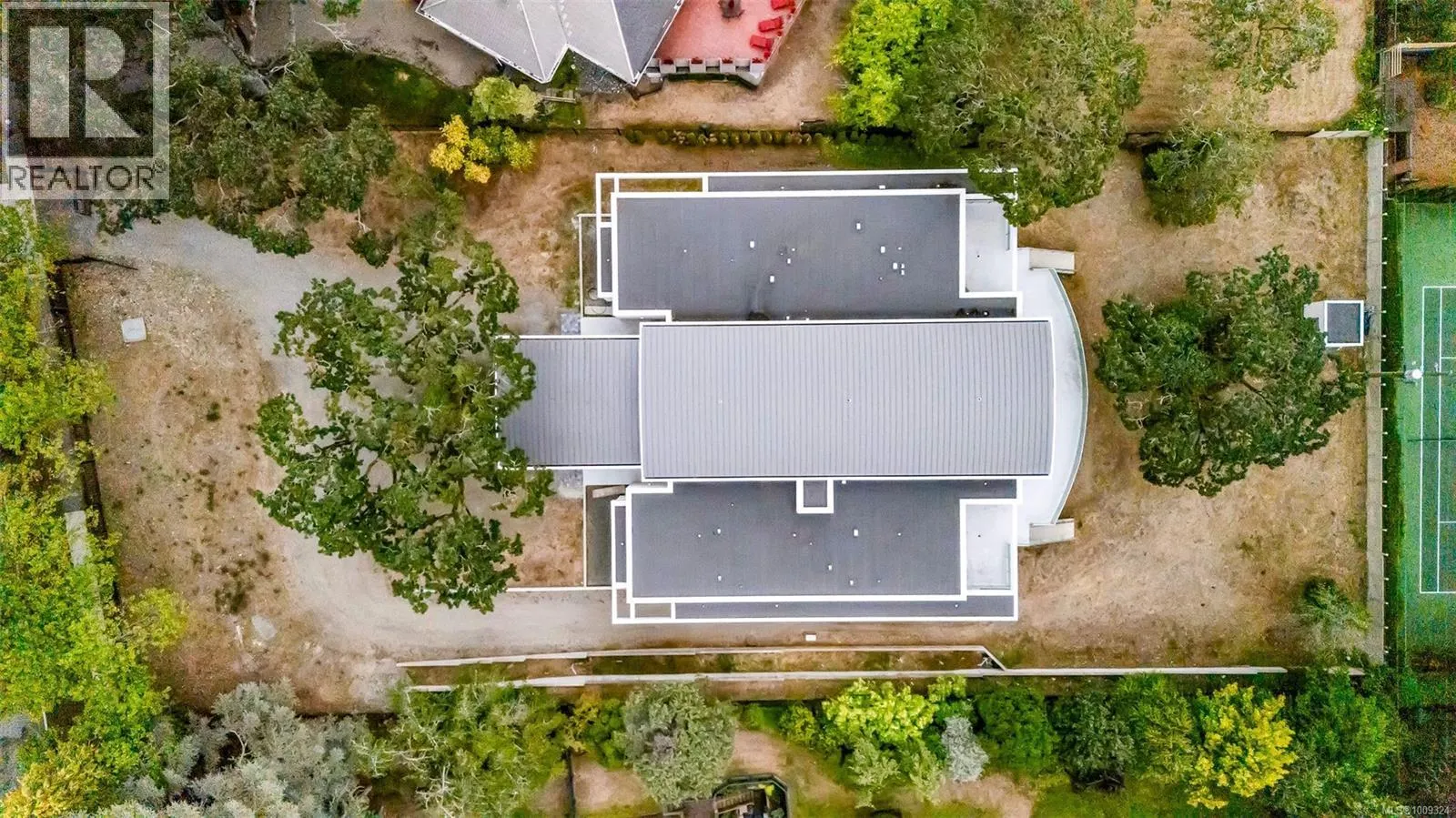 3355 Midland Rd