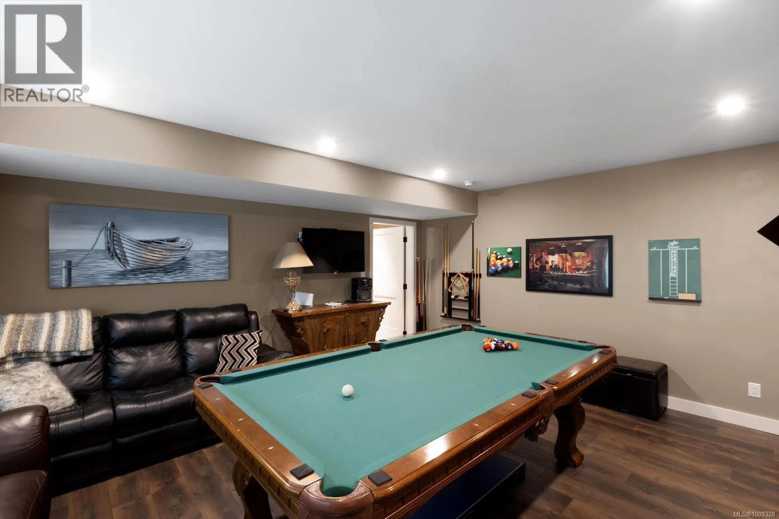 11176 Chalet Rd