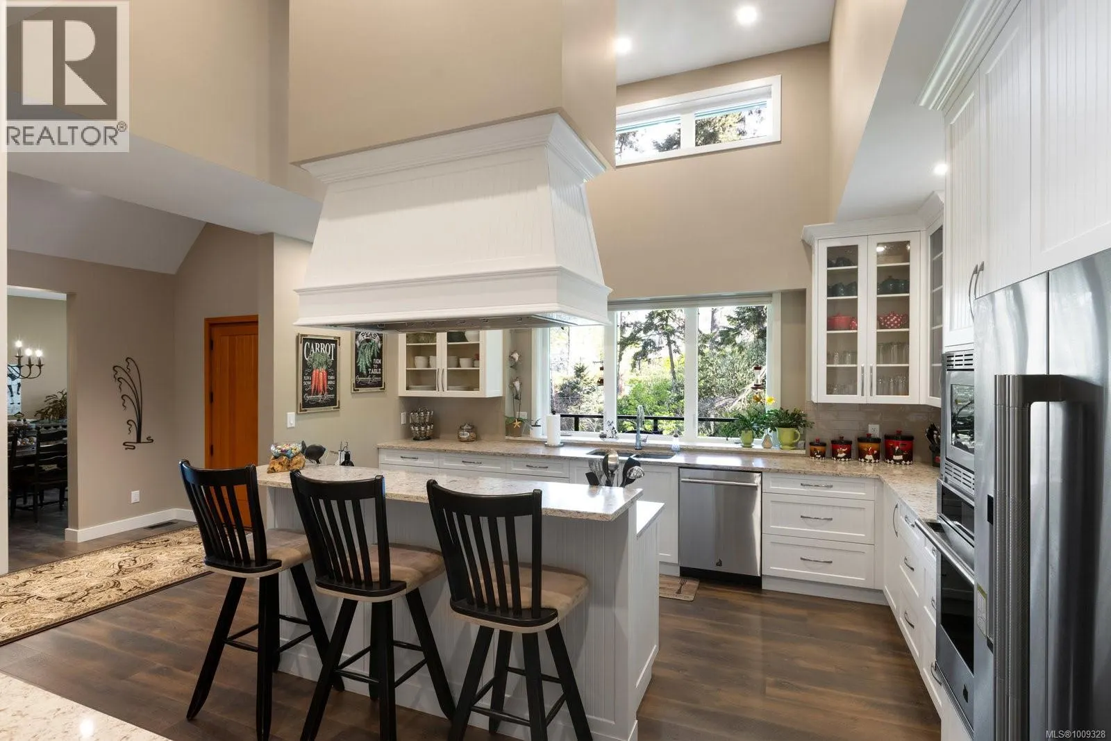 11176 Chalet Rd