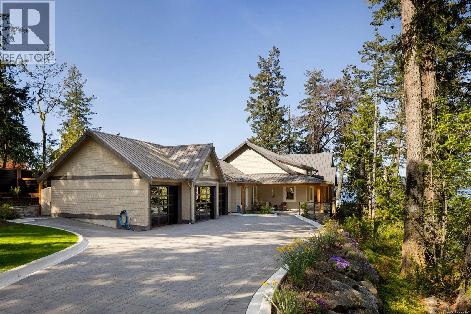 11176 Chalet Rd
