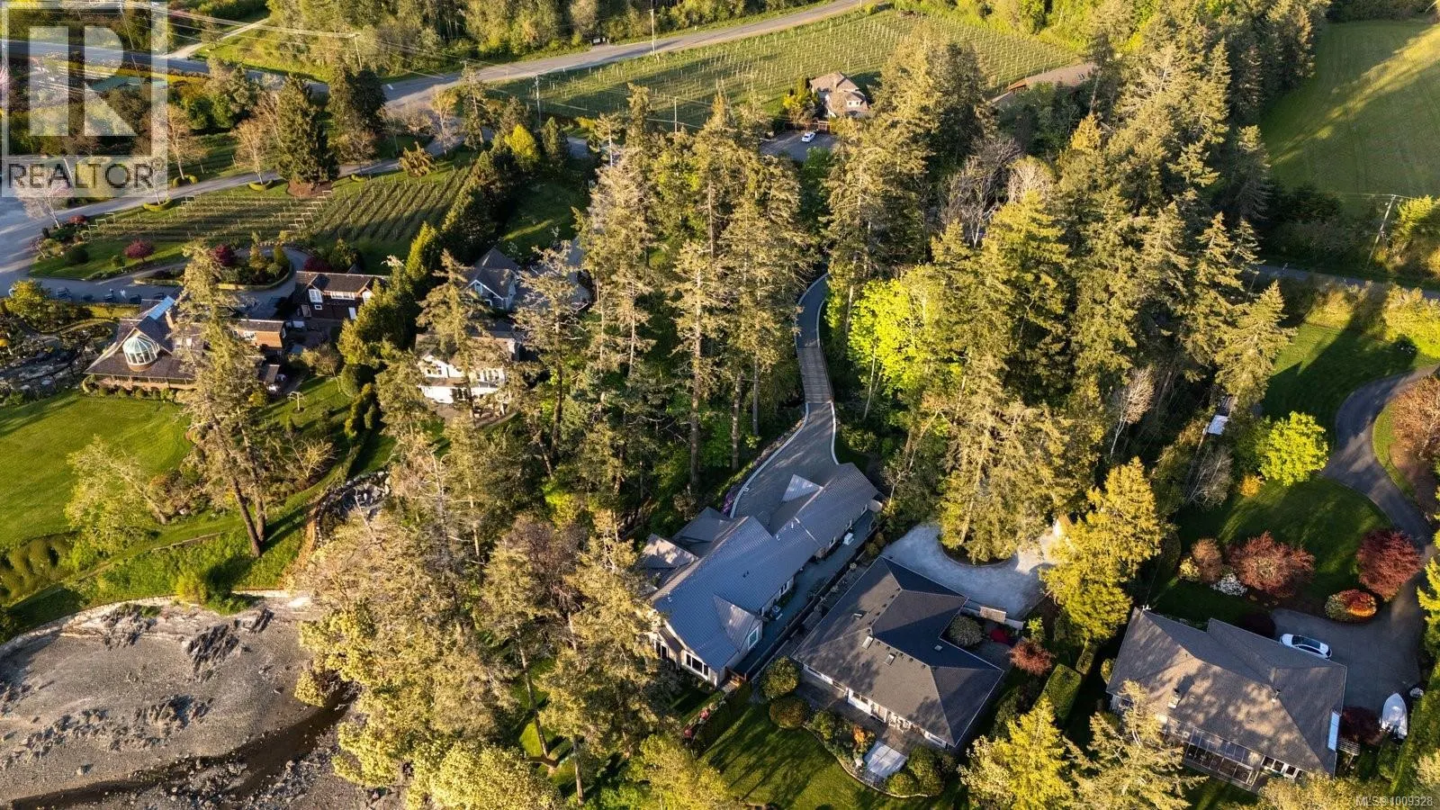 11176 Chalet Rd