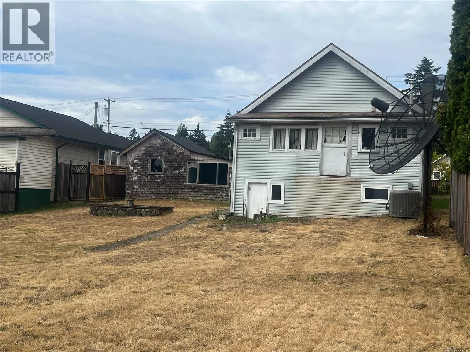 205 View St