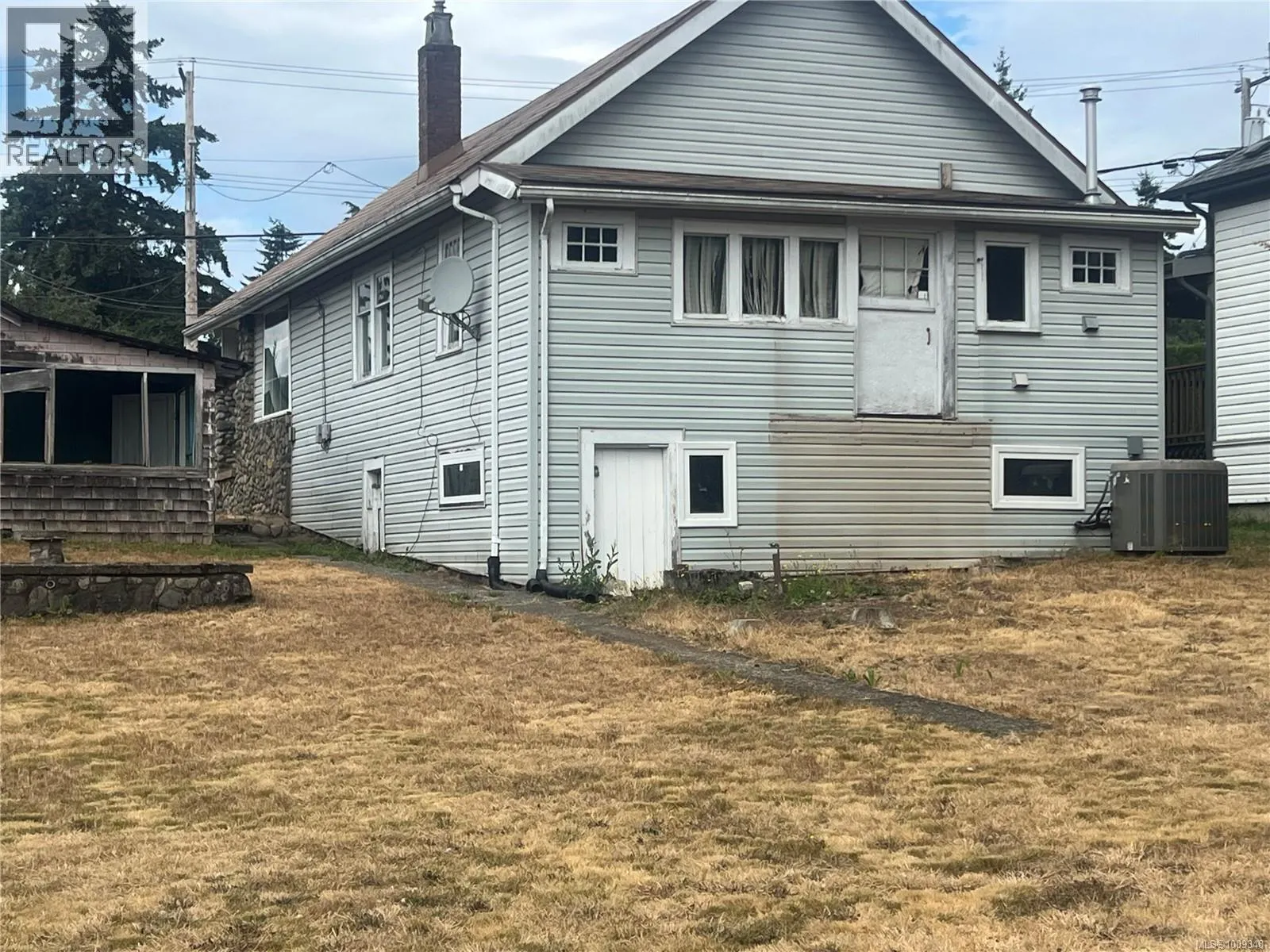 205 View St
