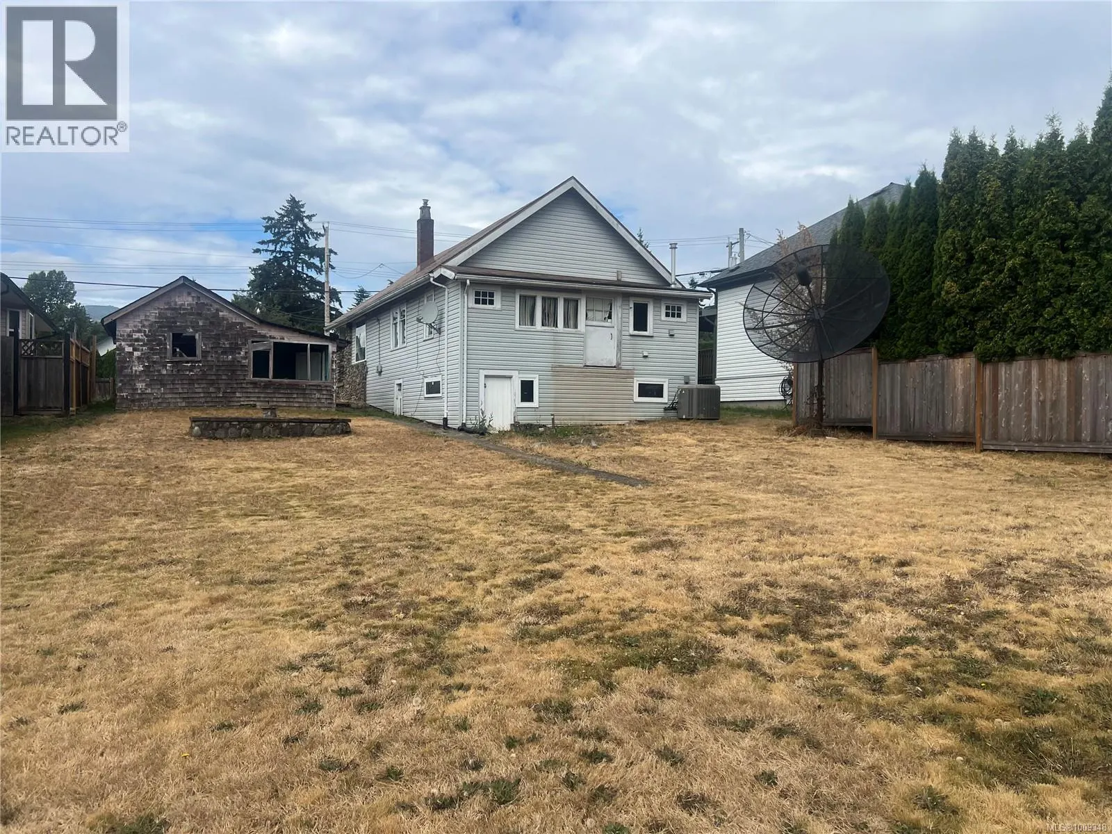 205 View St