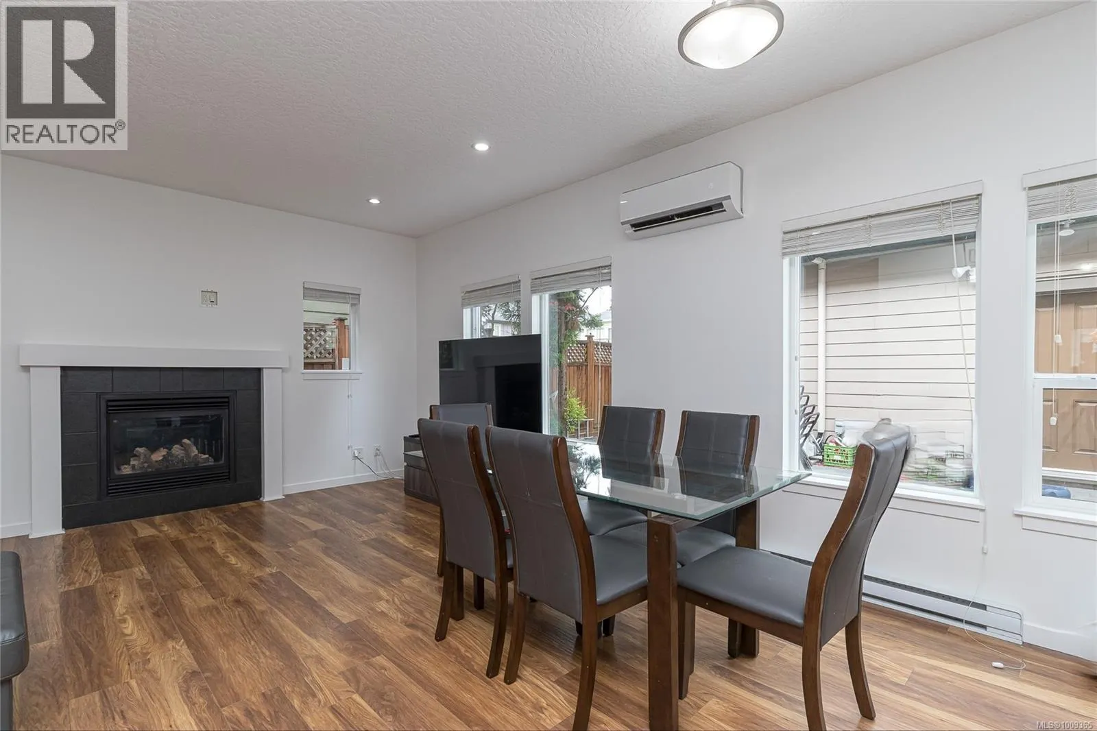 3368 Merlin Rd