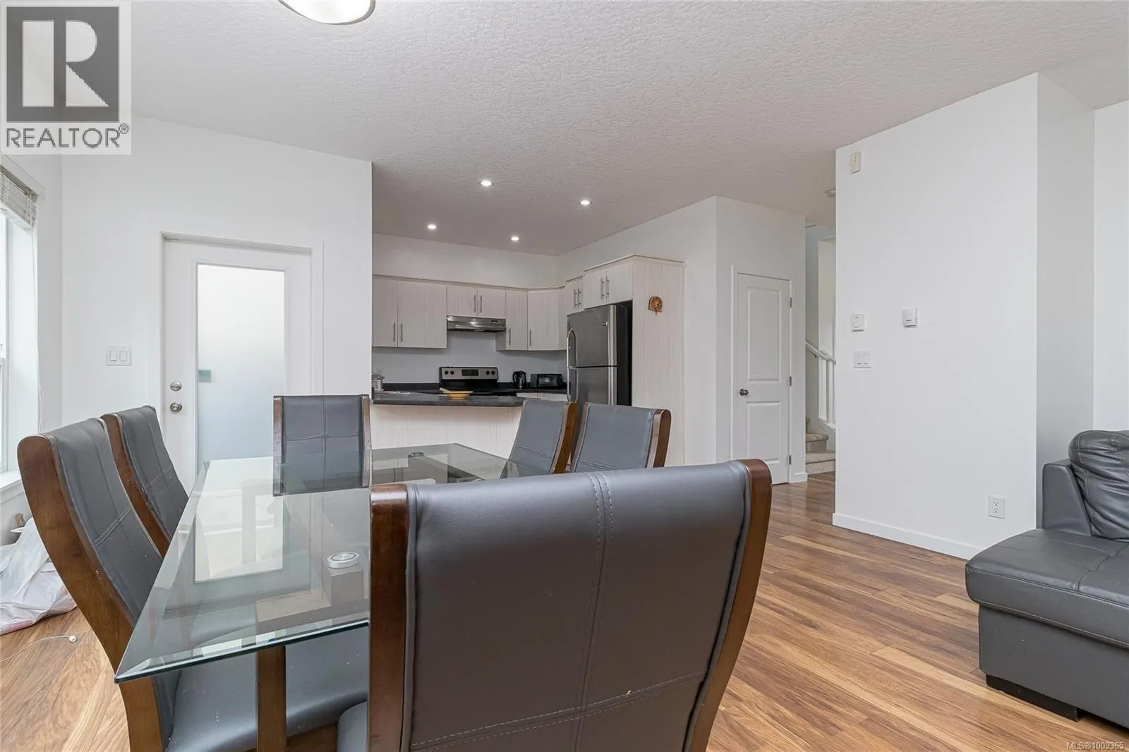 3368 Merlin Rd