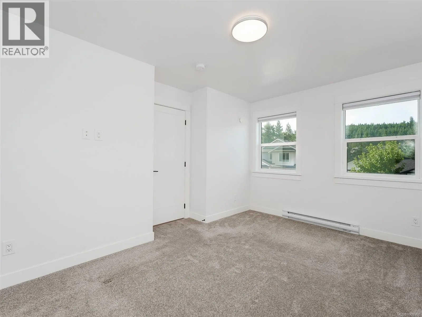 936 Blakeon Pl