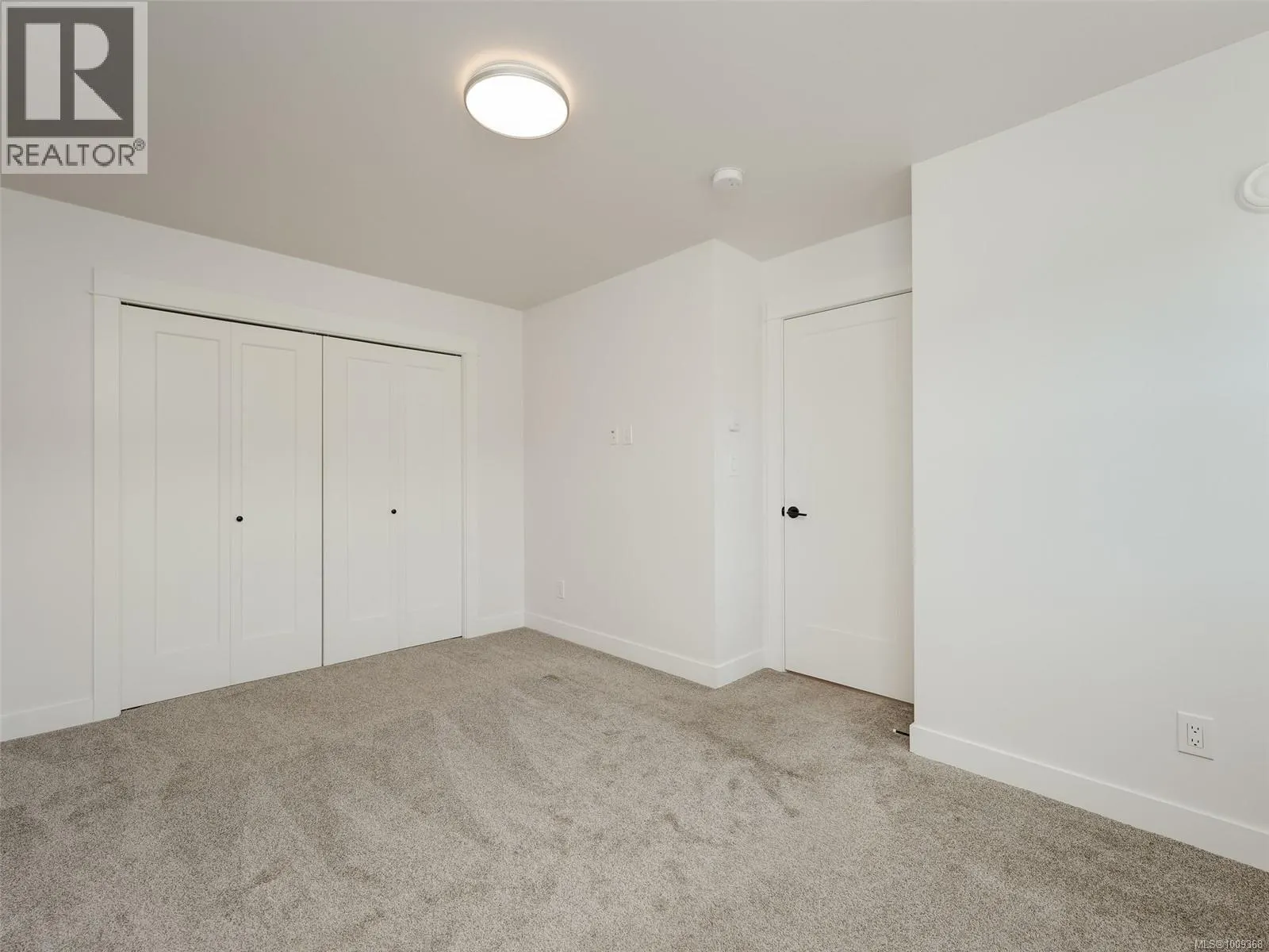 936 Blakeon Pl