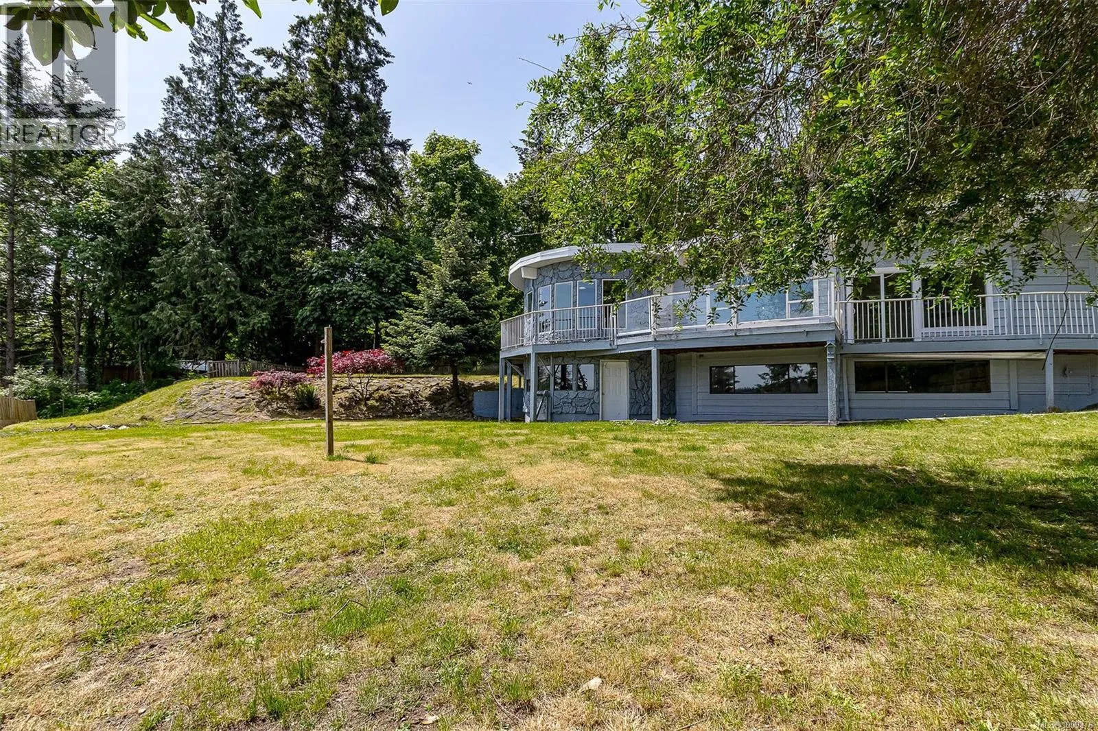 1364 Leask Rd