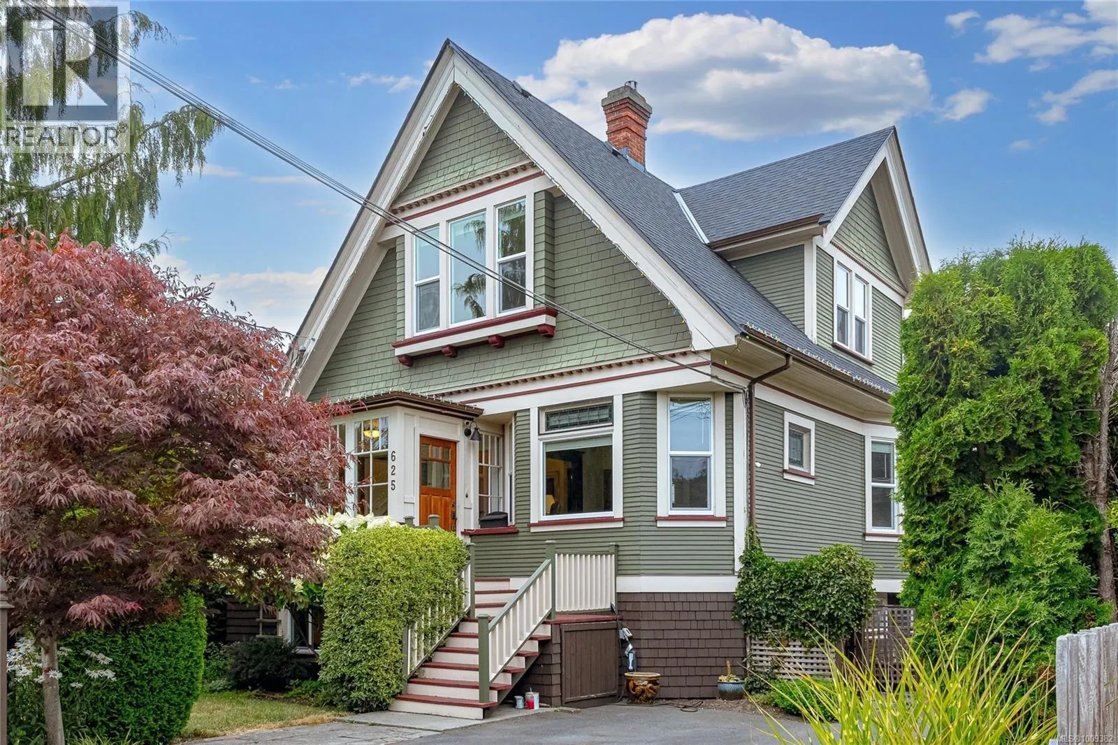 625 Harbinger Ave