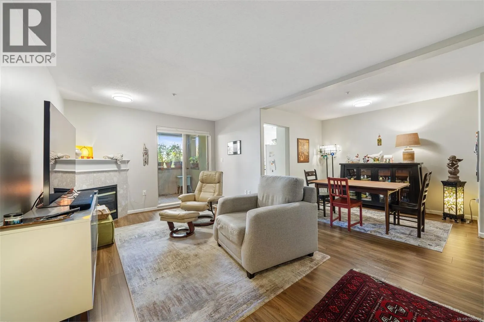 111 27 Songhees Rd