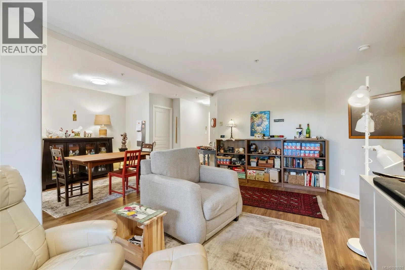 111 27 Songhees Rd