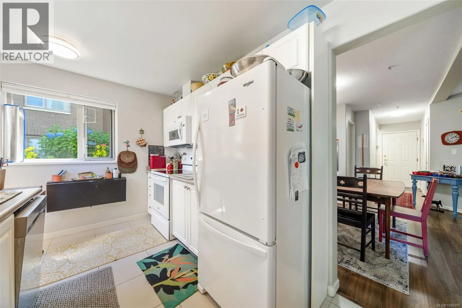 111 27 Songhees Rd