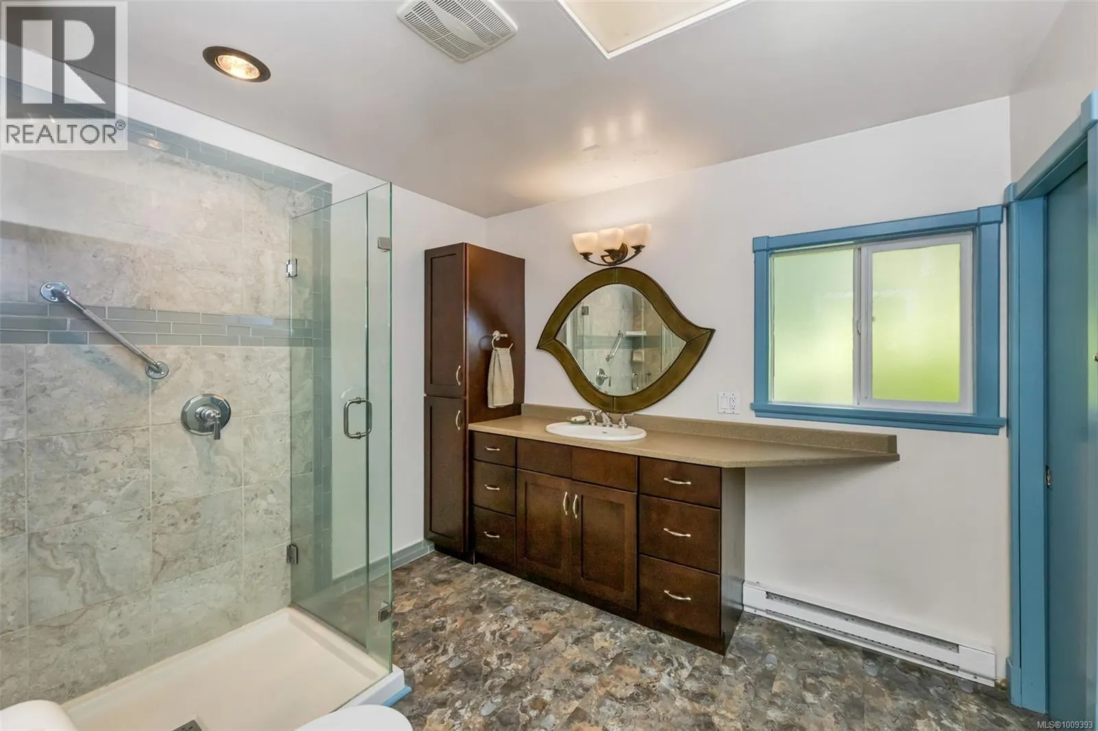 624 Beaver Lake Rd