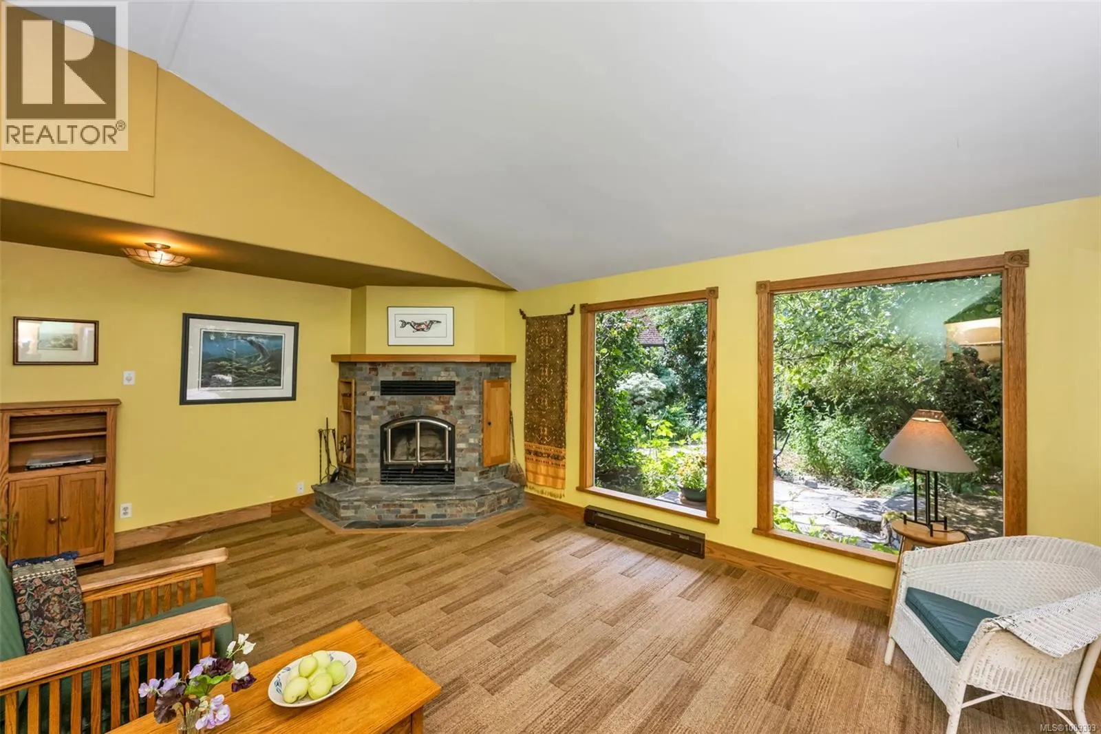 624 Beaver Lake Rd