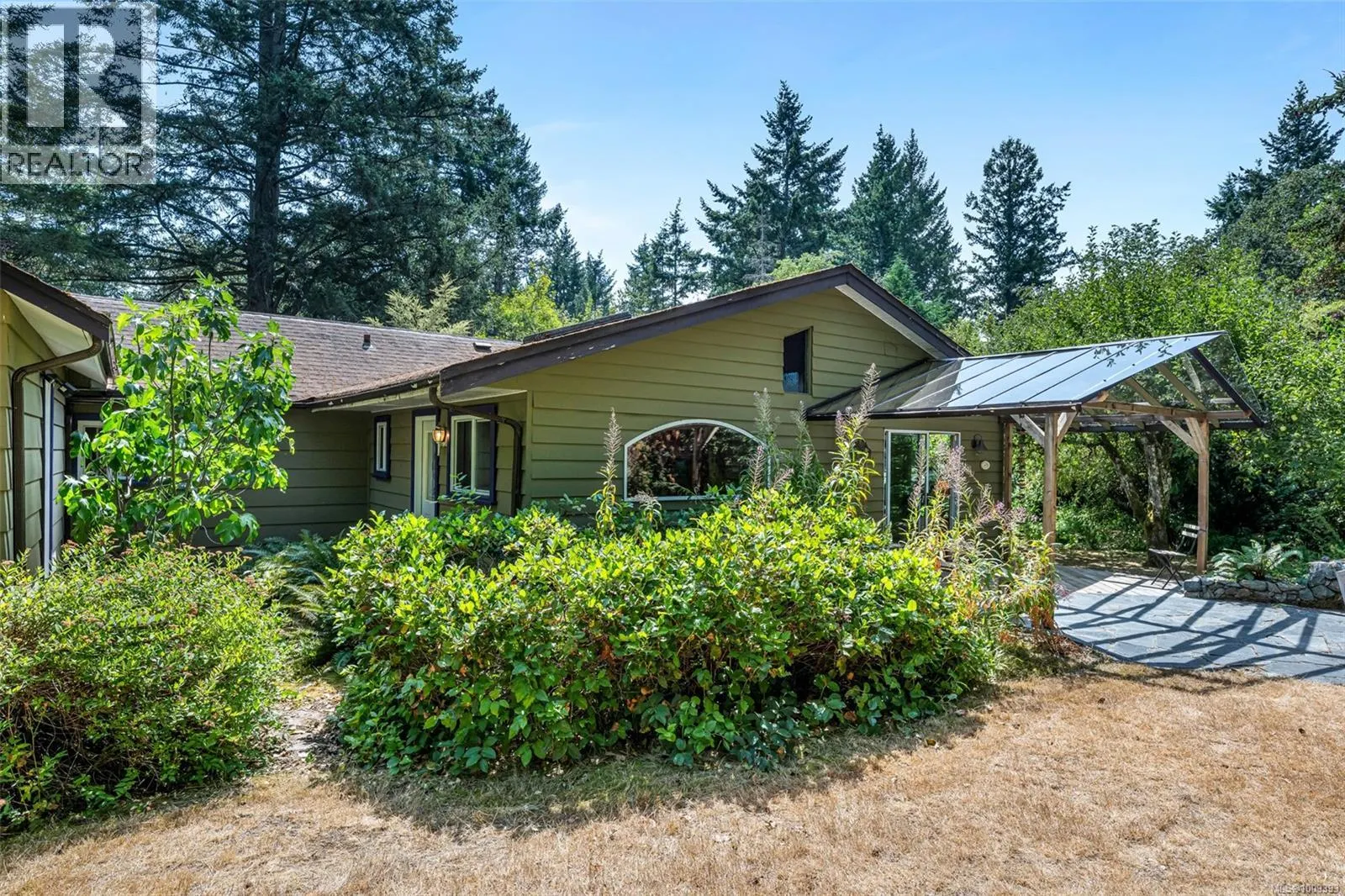 624 Beaver Lake Rd