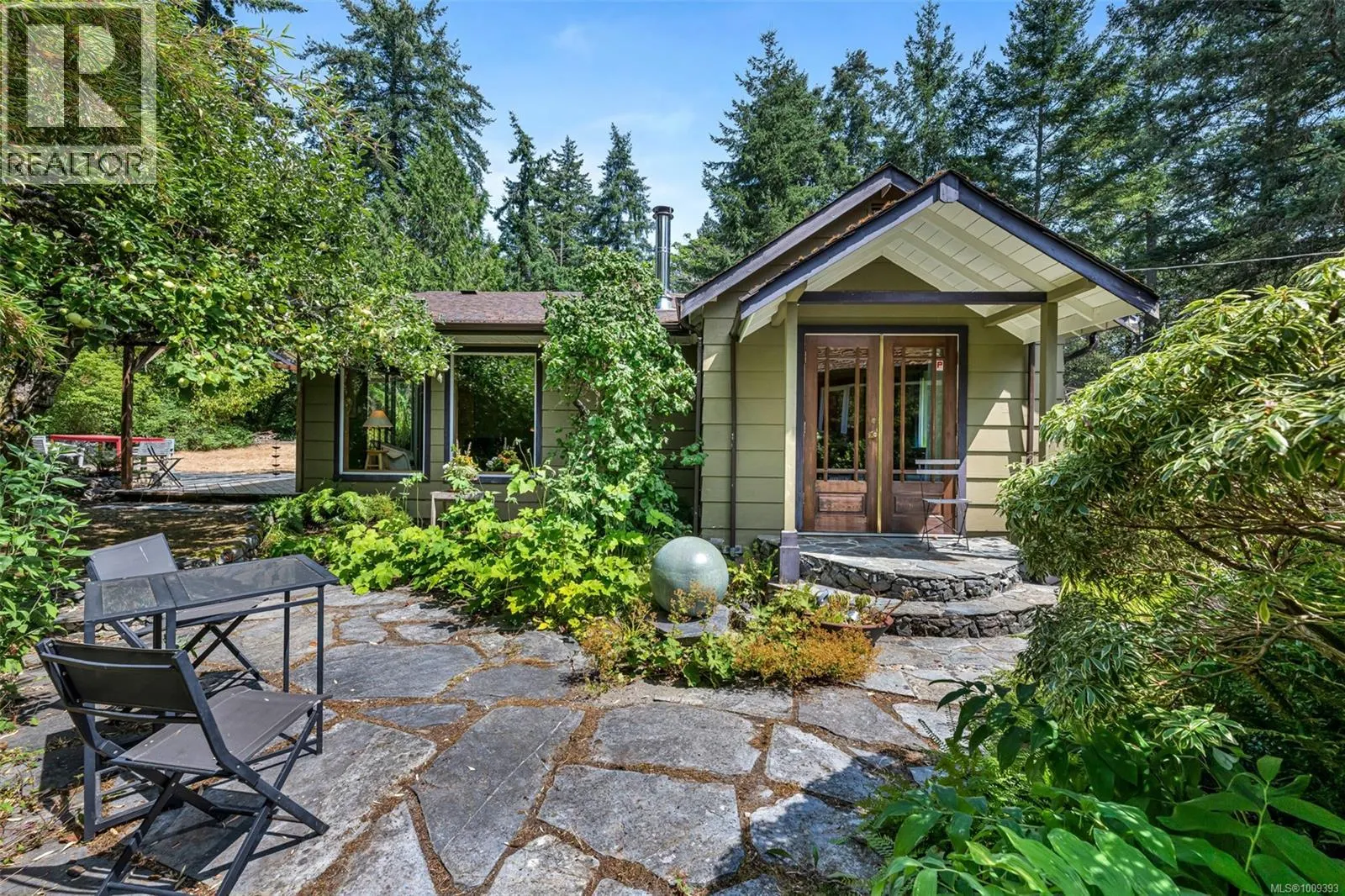 624 Beaver Lake Rd