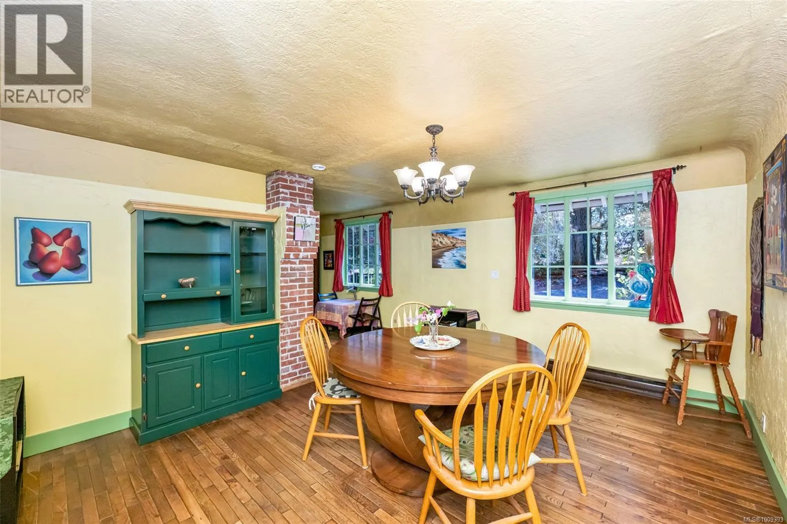 624 Beaver Lake Rd