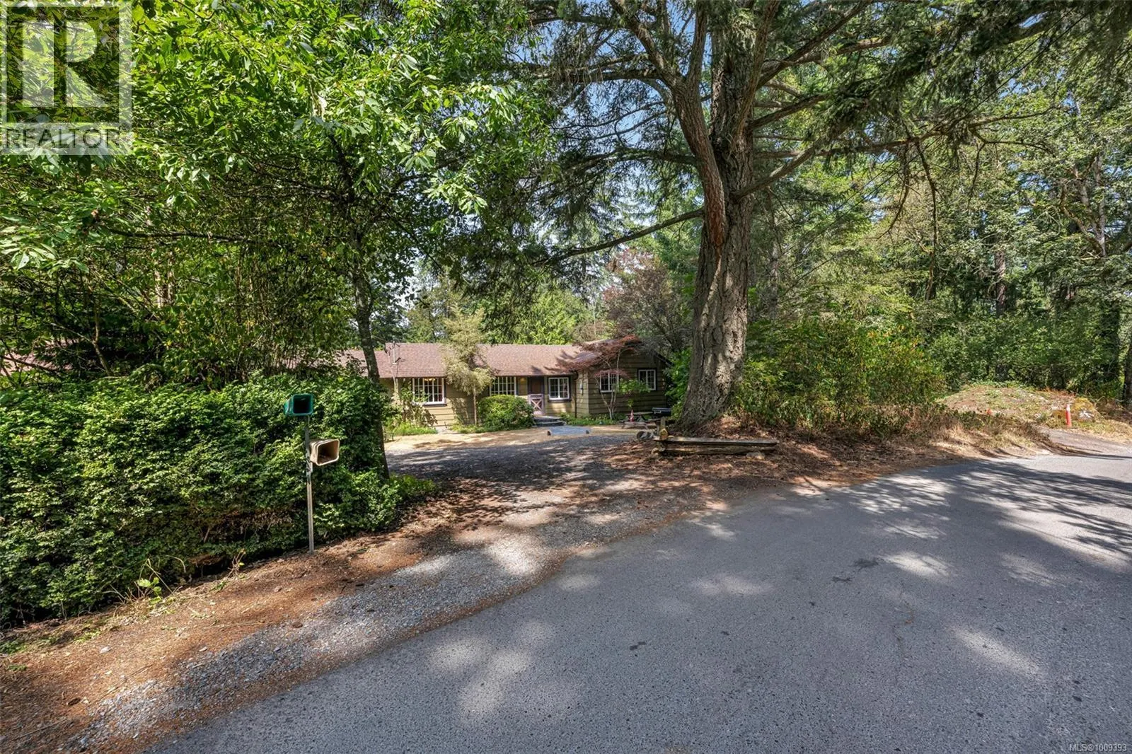624 Beaver Lake Rd