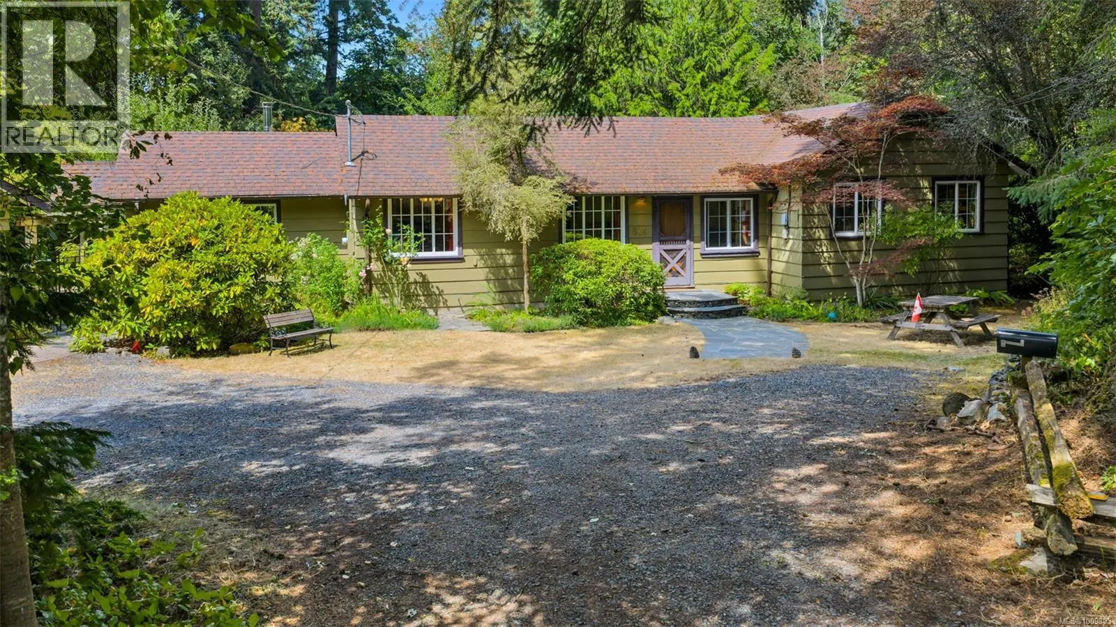 624 Beaver Lake Rd